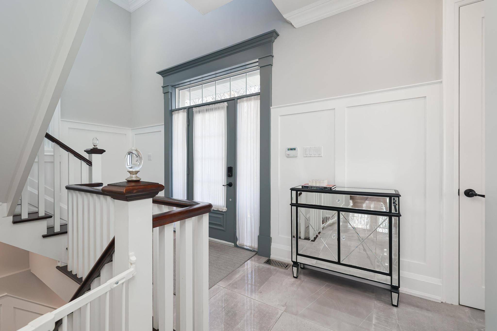 Vaughan, ON L4J 1Y9,144 Brooke ST