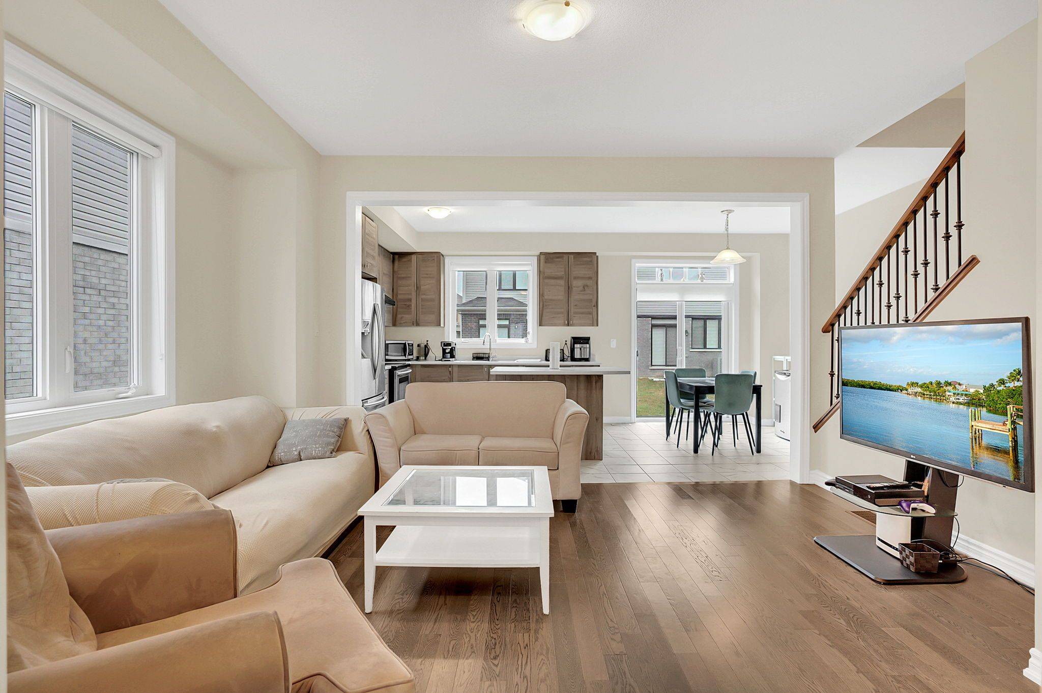 Thorold, ON L2V 0K6,15 Sunhaven LN