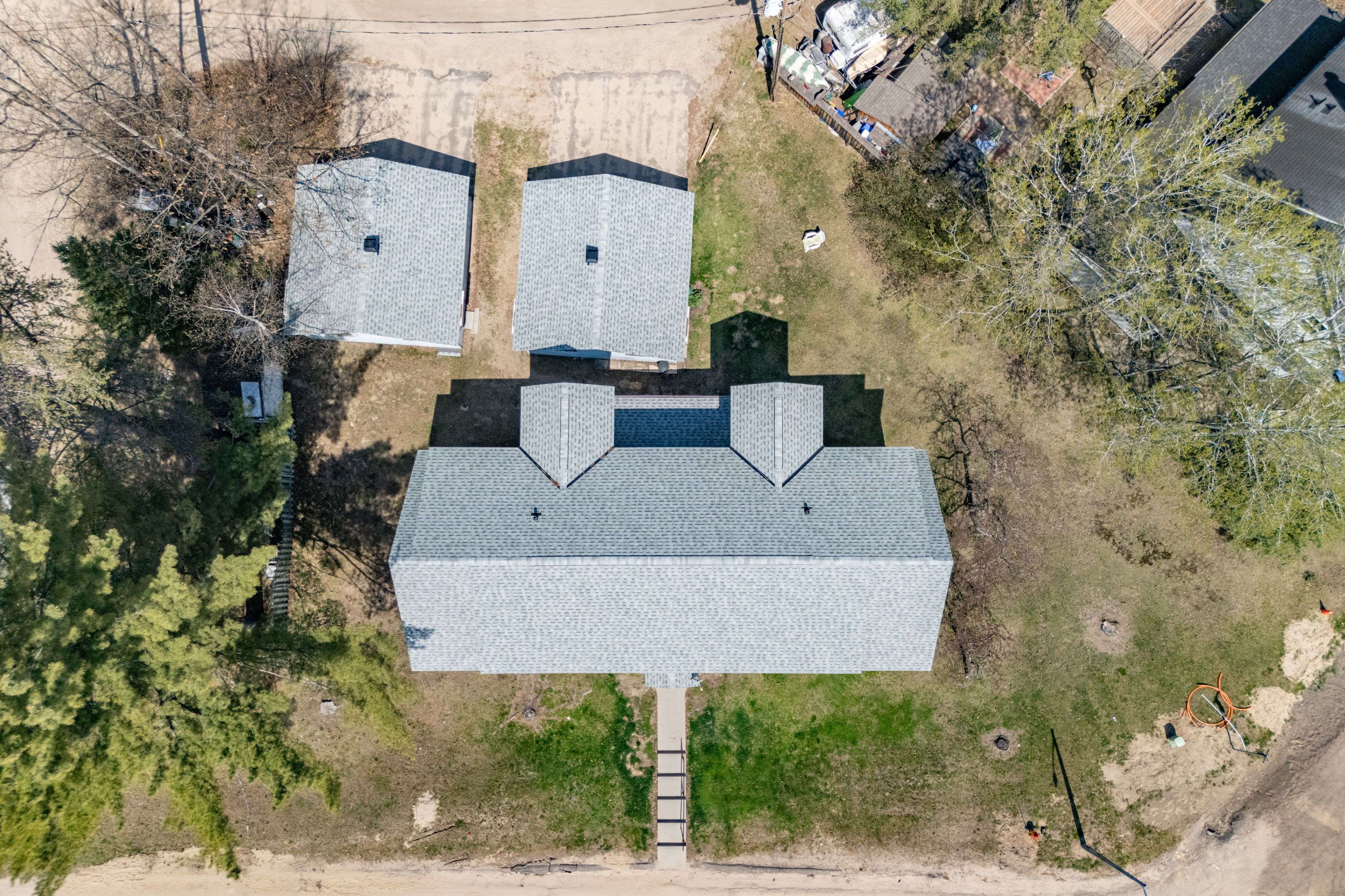 Deep River, ON K0J 1P0,14 Huron ST