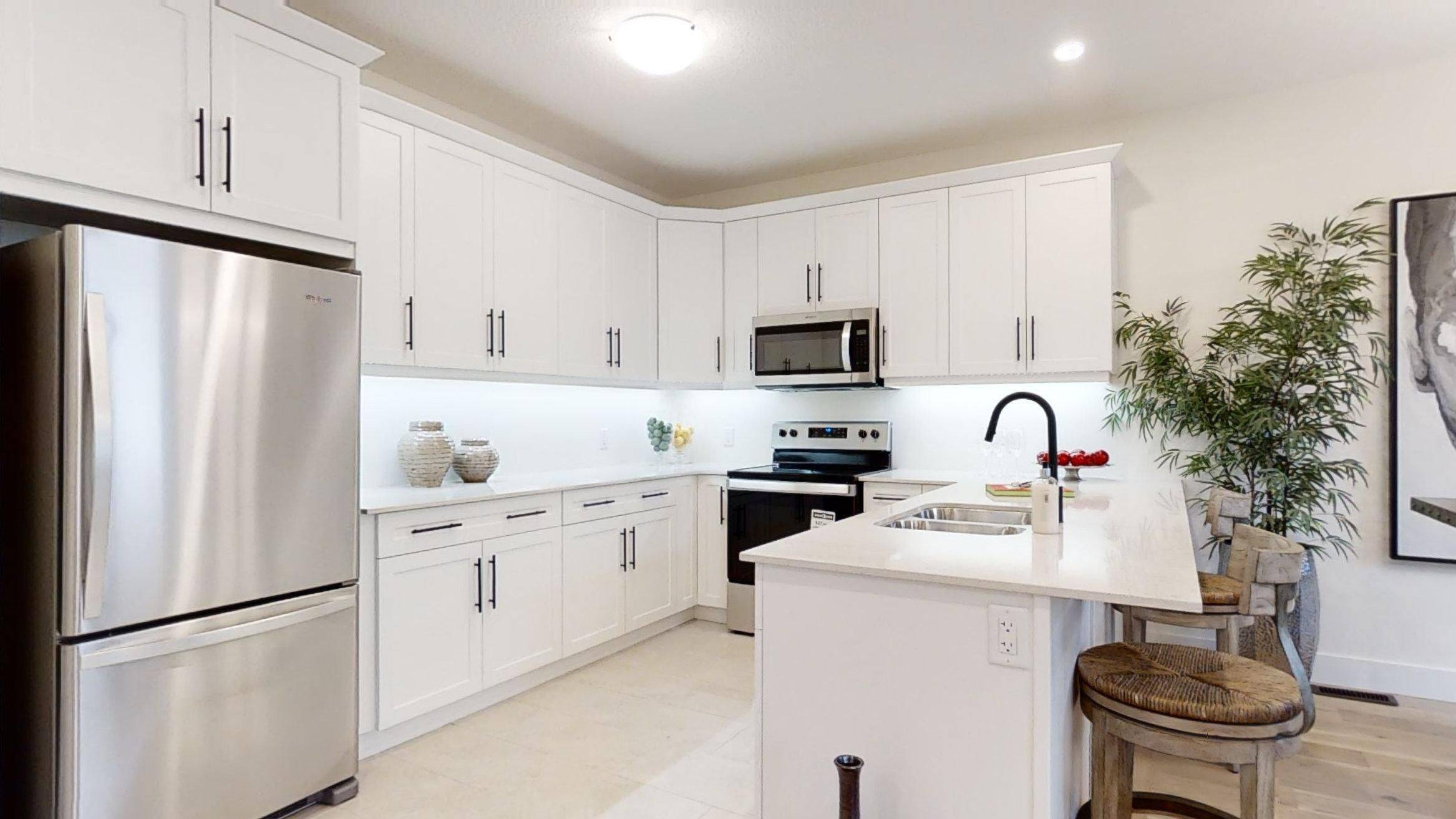 London South, ON N5X 3X4,941 DEVERON CRES