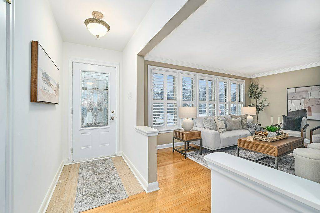 Whitby, ON L1N 1W7,600 Colborne ST E