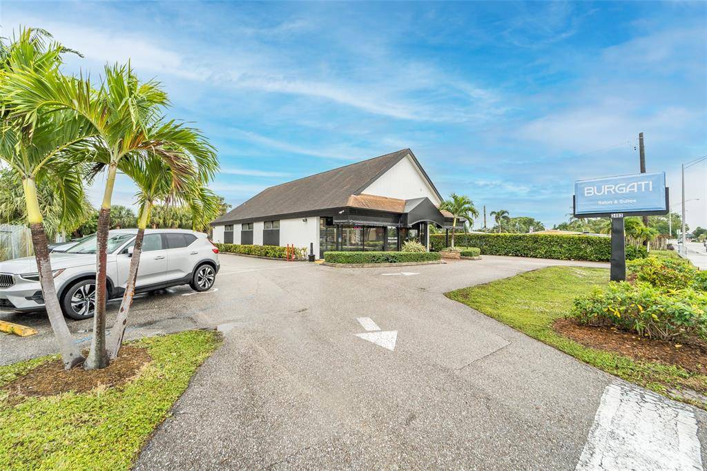 Palm Springs, FL 33461,3482 S Congress Ave