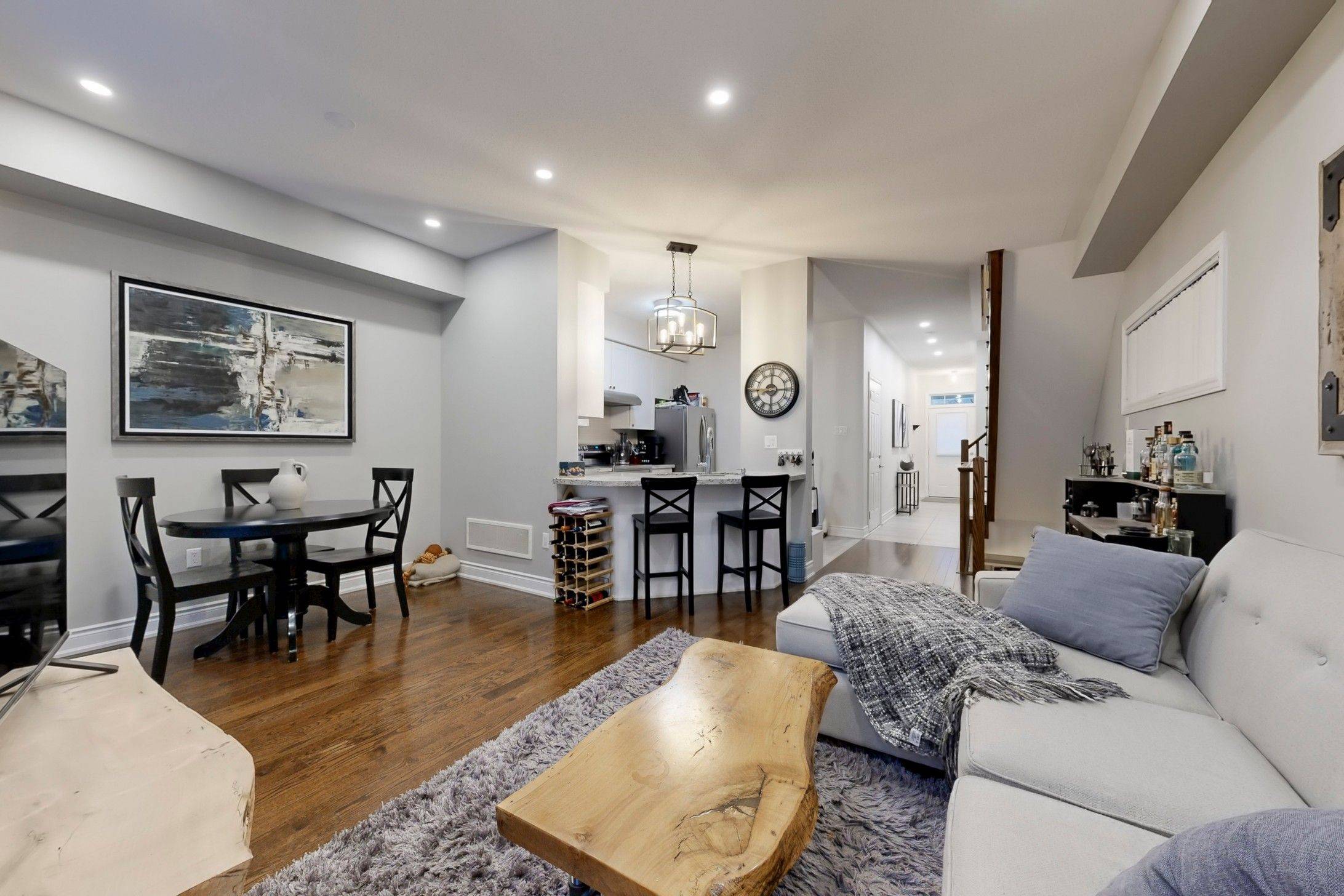 Newmarket, ON L3X 0A3,778 Harry Syratt AVE