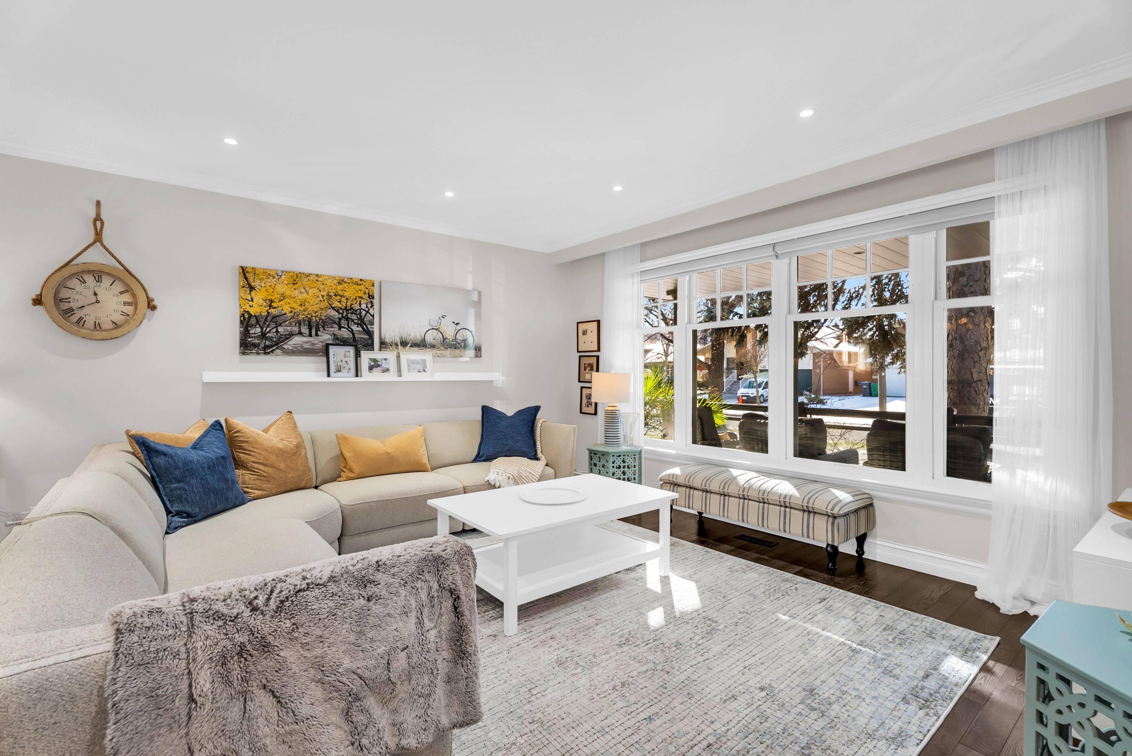 Mississauga, ON L4X 2P3,3477 Bridgewood DR