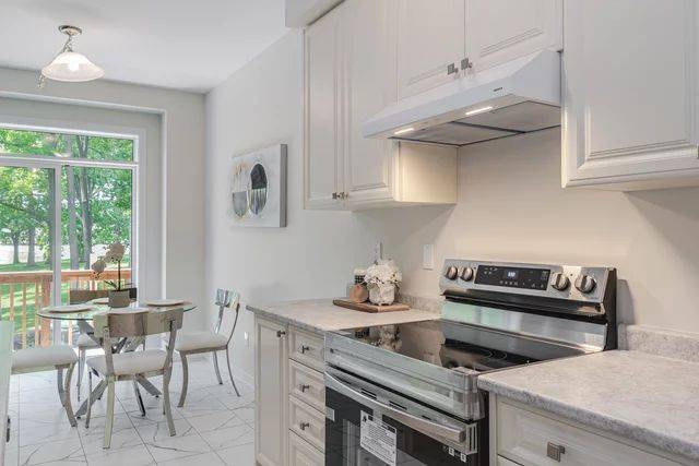 Haldimand, ON N3W 0H1,27 Sundin DR E