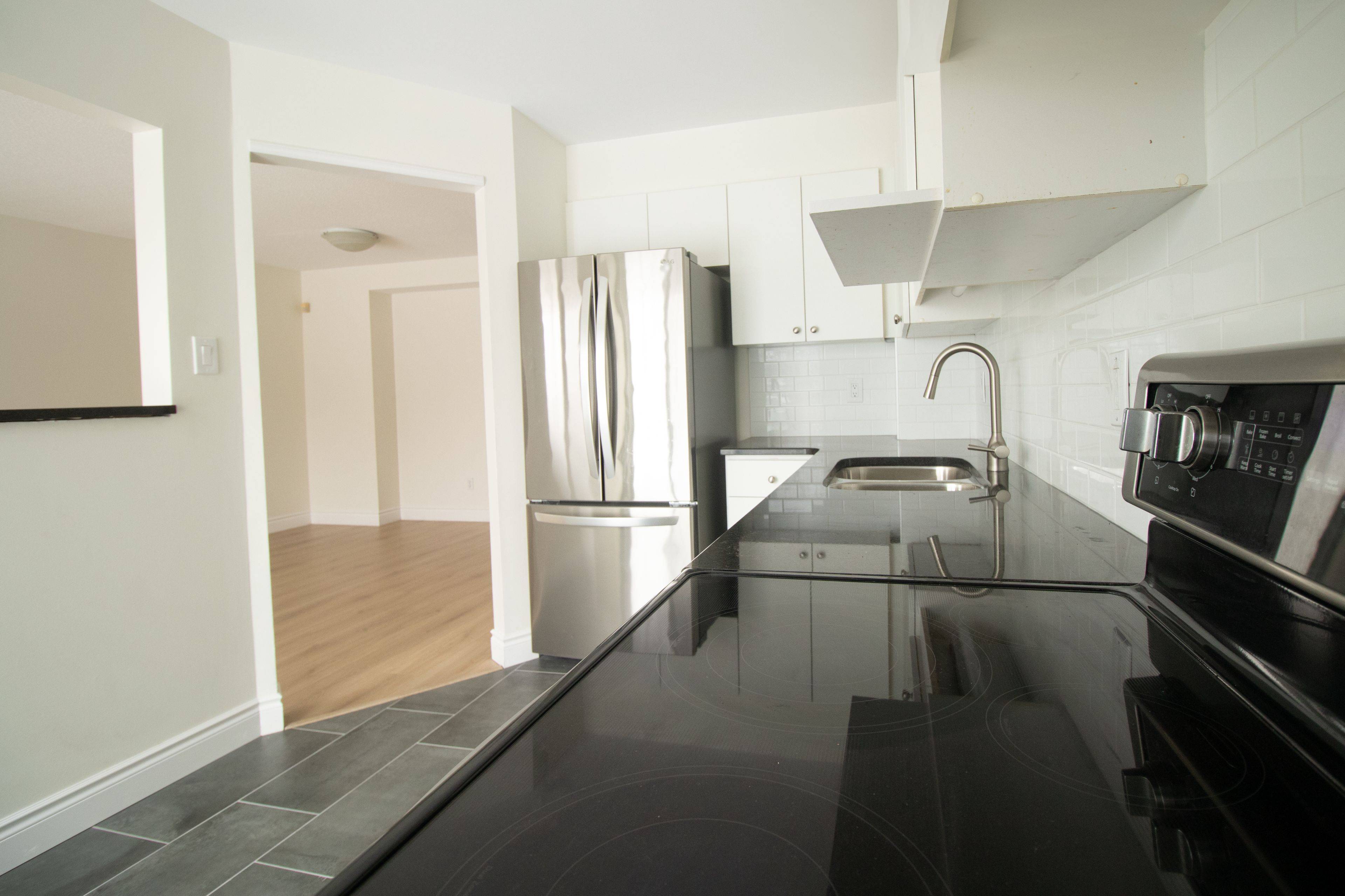 Barrhaven, ON K2J 4K6,73 Longshire CIR