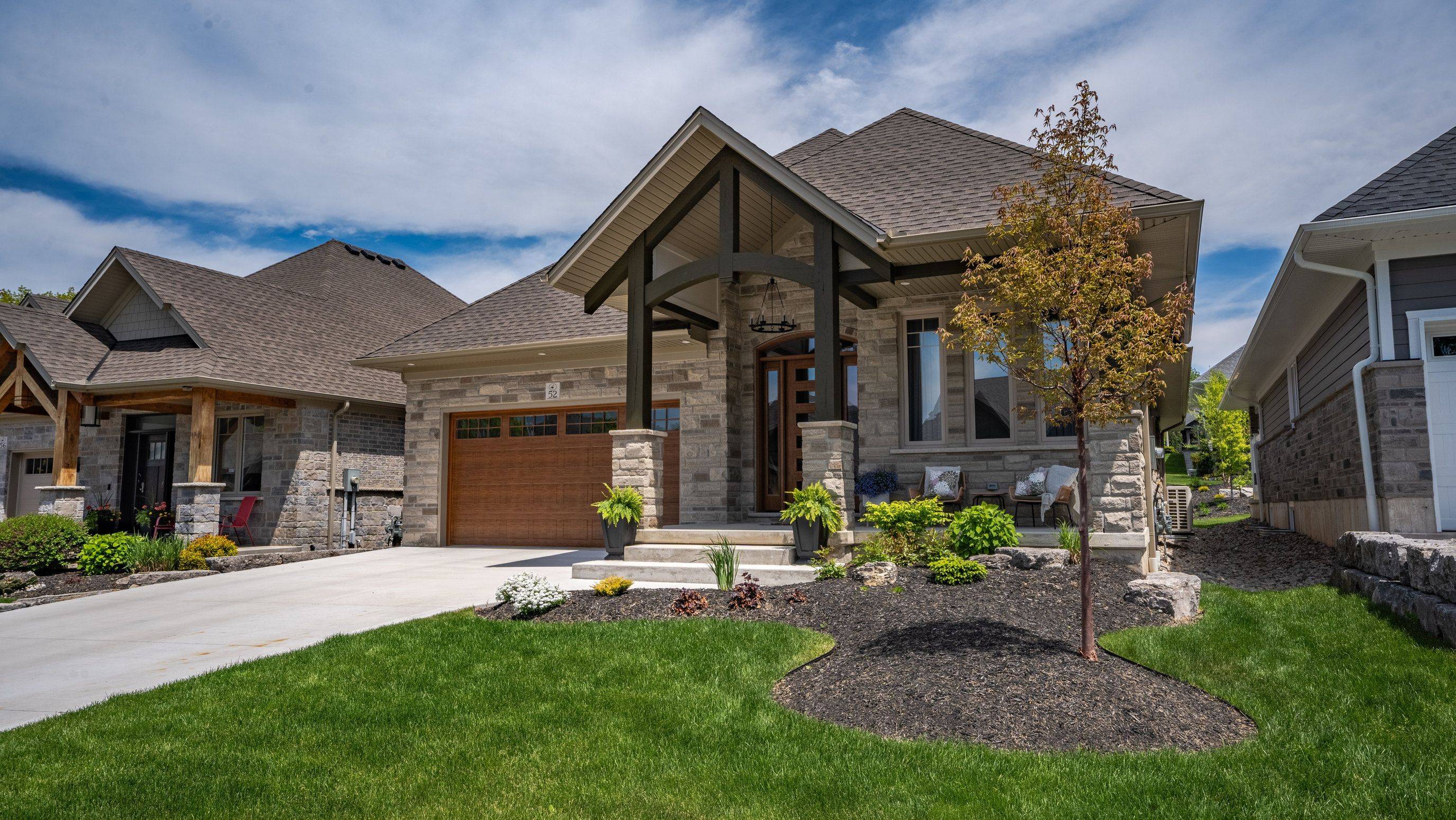 Norfolk, ON N0A 1N7,52 Beechnut LN