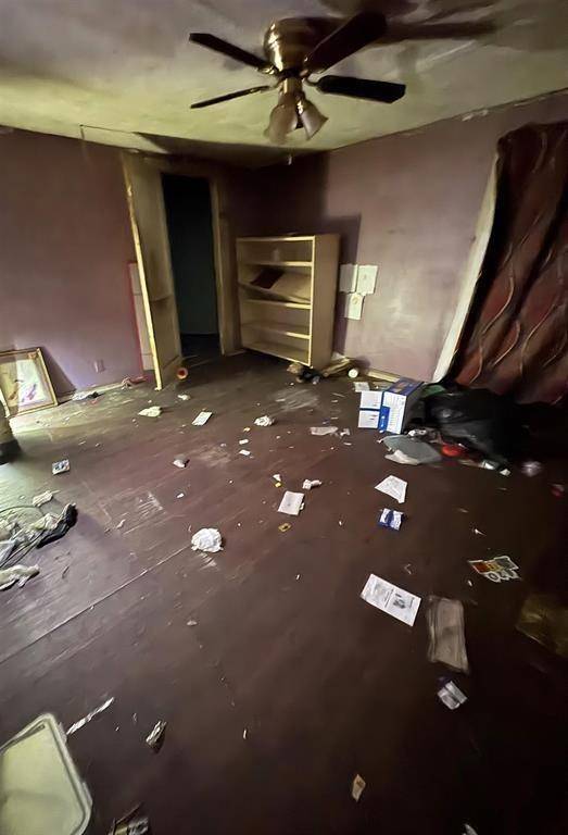 Pittsburg, TX 75686,318 Terry St.