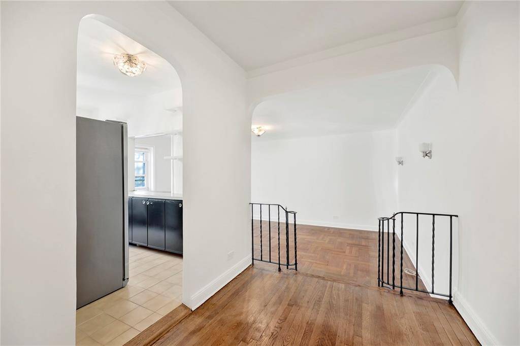 Brooklyn, NY 11217,25 Plaza ST West #2C