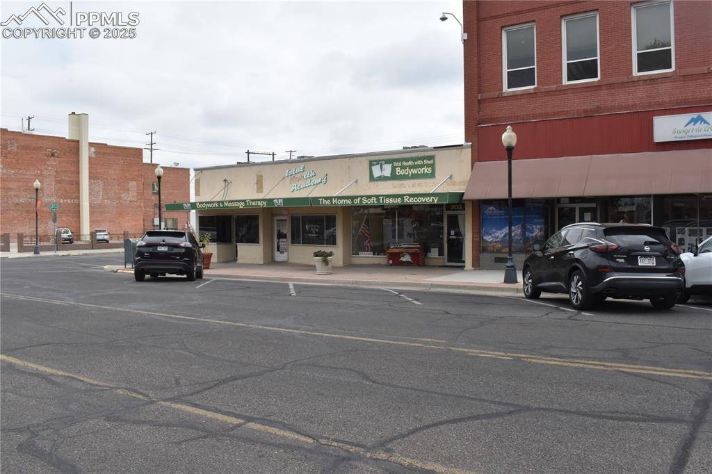 La Junta, CO 81050,201, 203 Colorado AVE