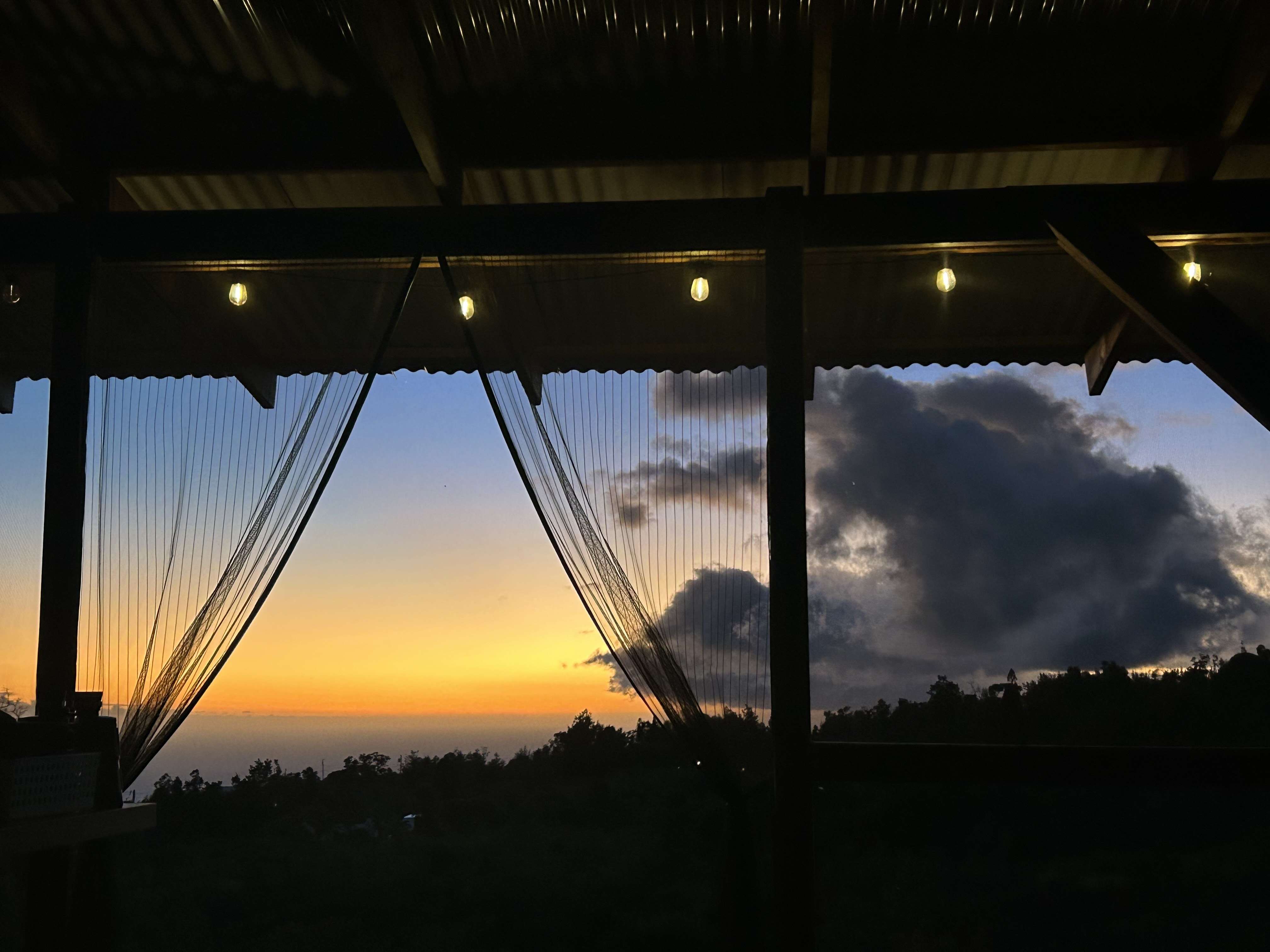 Ocean View, HI 96737,92-8371 CATAMARAN LN