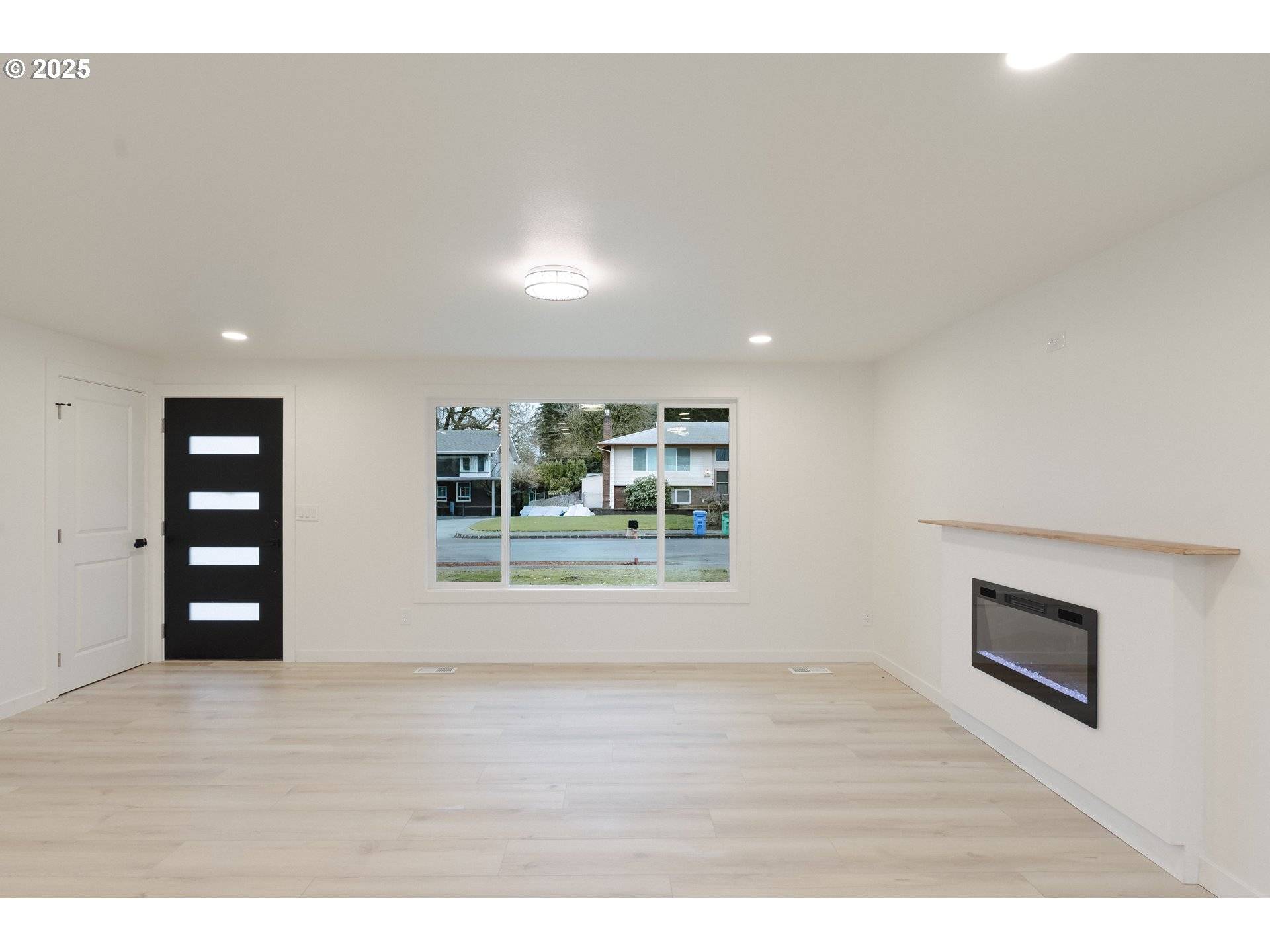 Portland, OR 97230,12903 NE STANTON ST