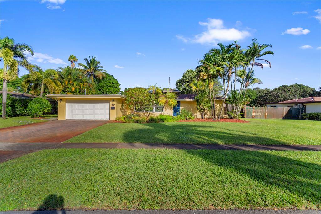 Plantation, FL 33317,820 Alamanda Ct