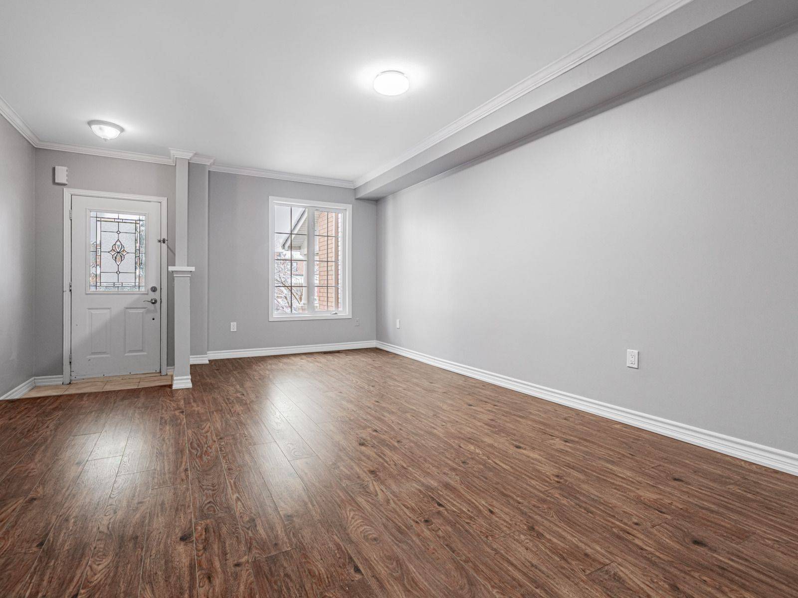 Newmarket, ON L3X 2R8,304 Flagstone WAY