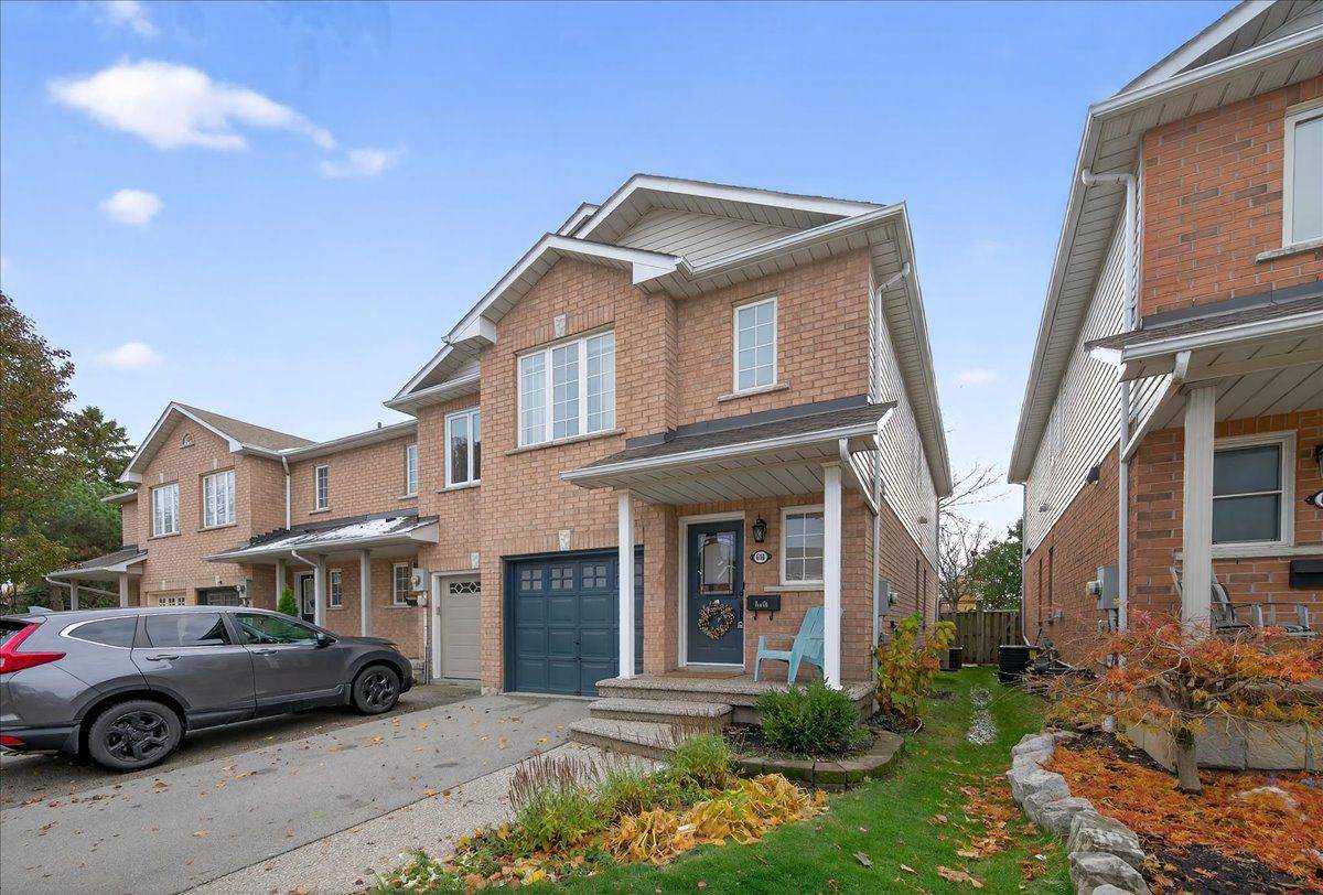 Burlington, ON L7L 7A1,616 Iris CT