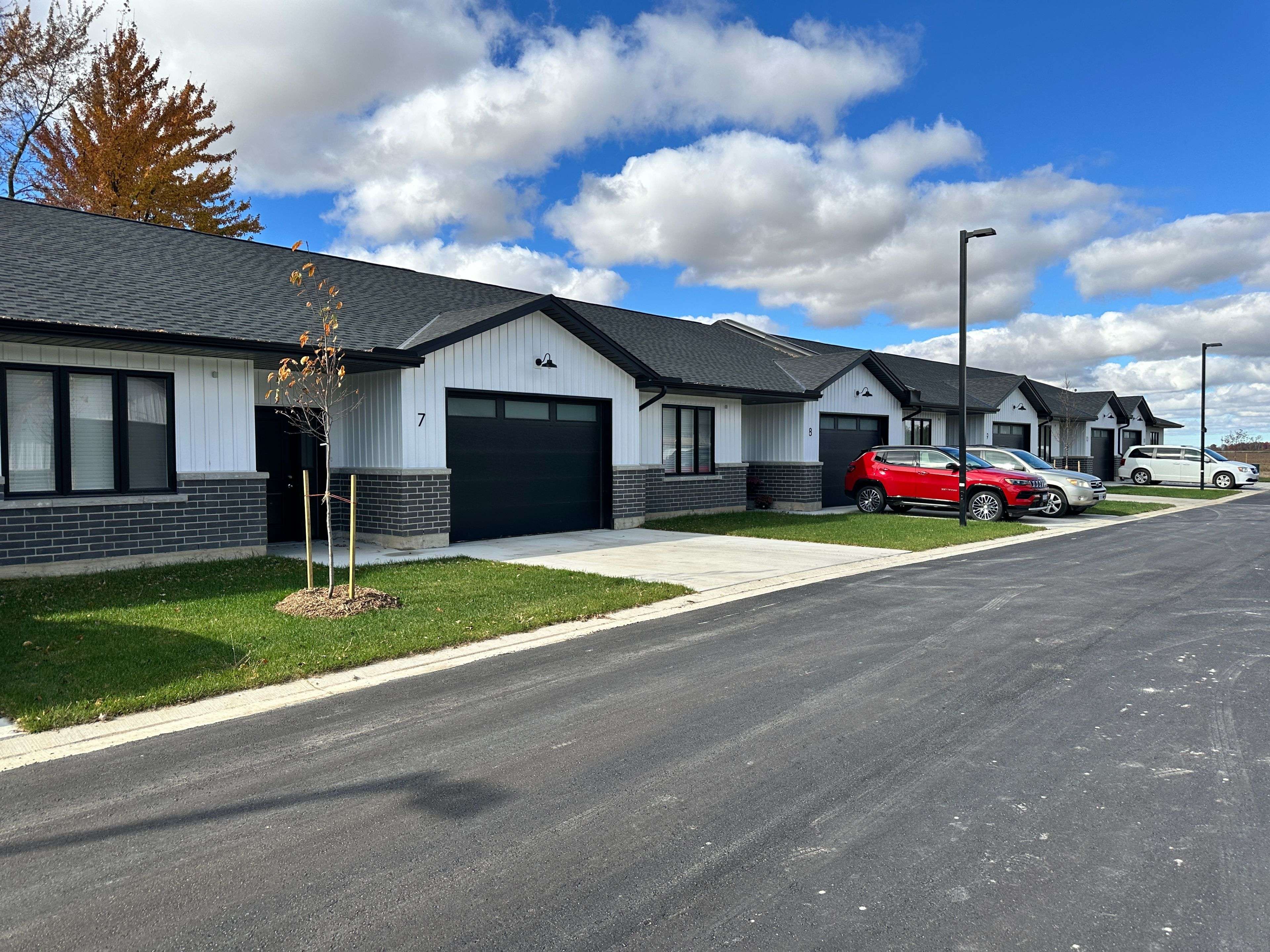 Southwest Middlesex, ON N0L 1M0,282 MAIN ST #9