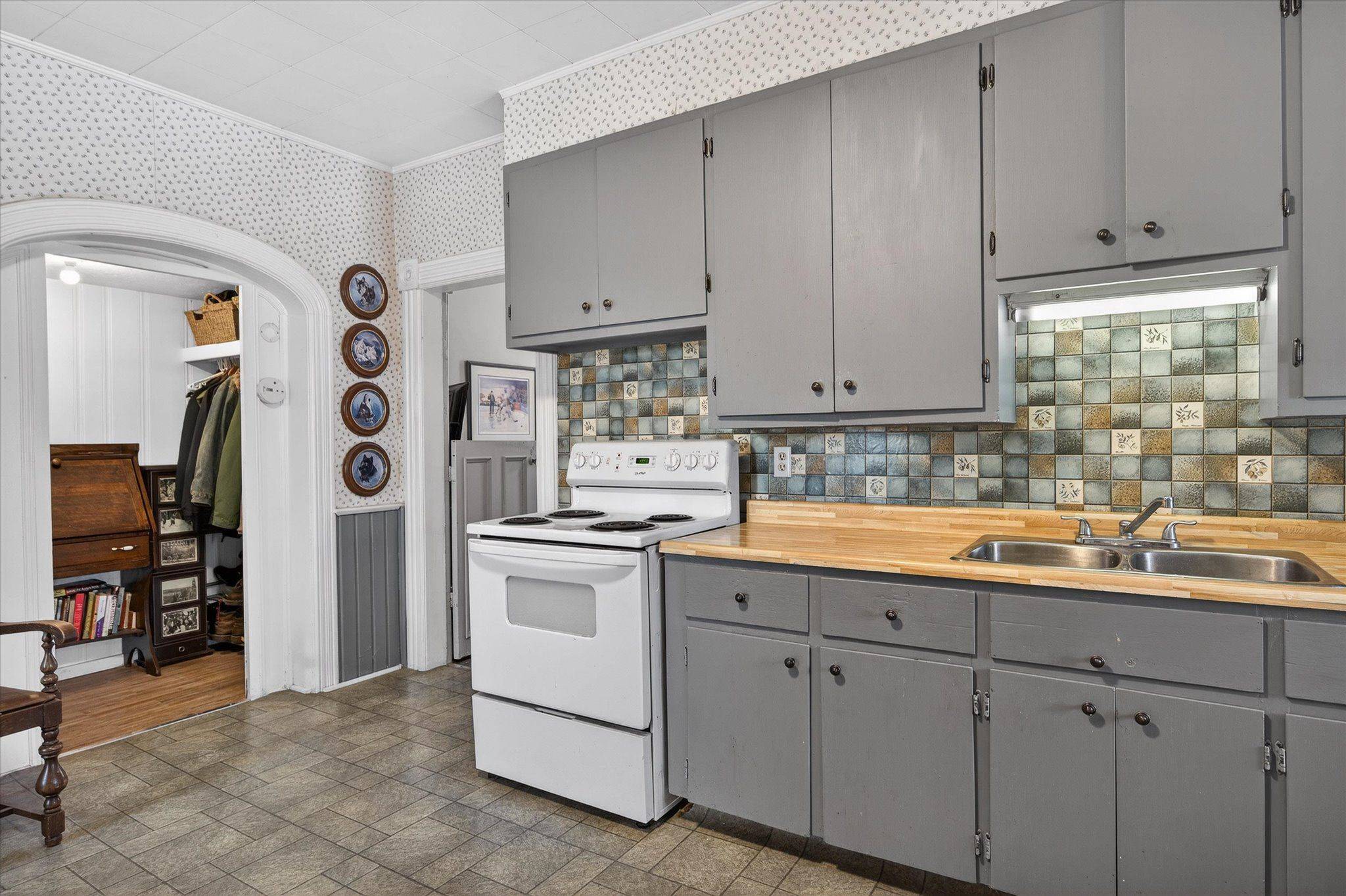 Havelock-belmont-methuen, ON K0L 1Z0,3 Ann ST