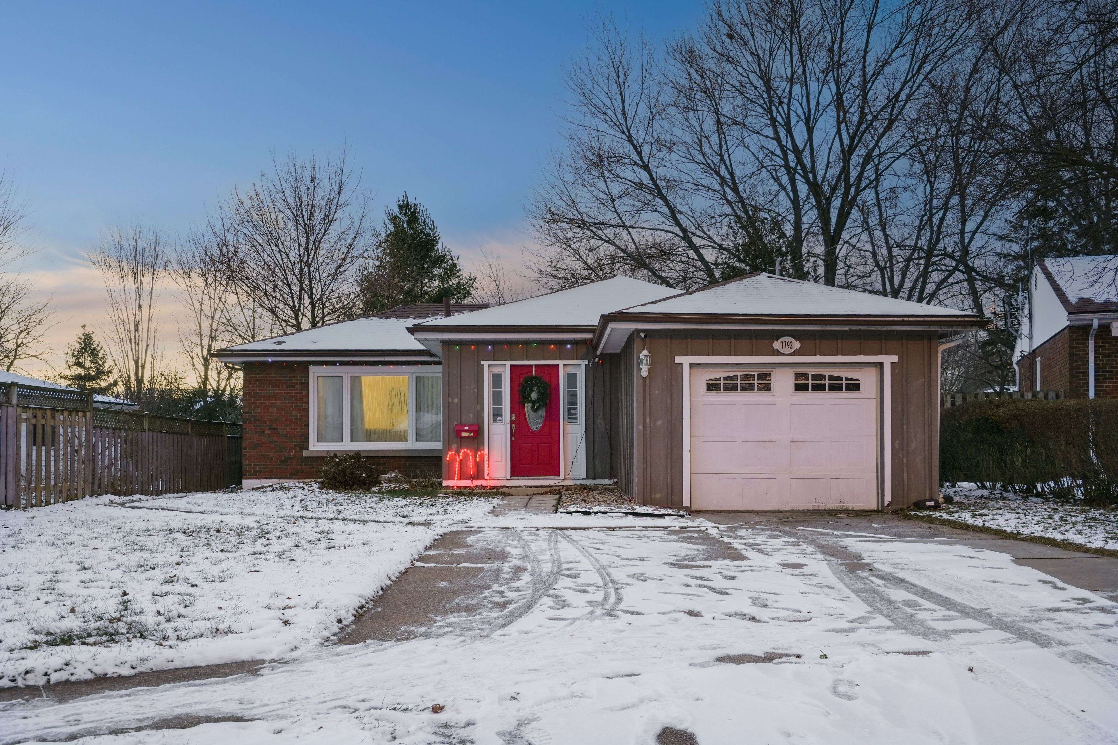 Niagara Falls, ON L2G 4S4,7792 Wilson CRES
