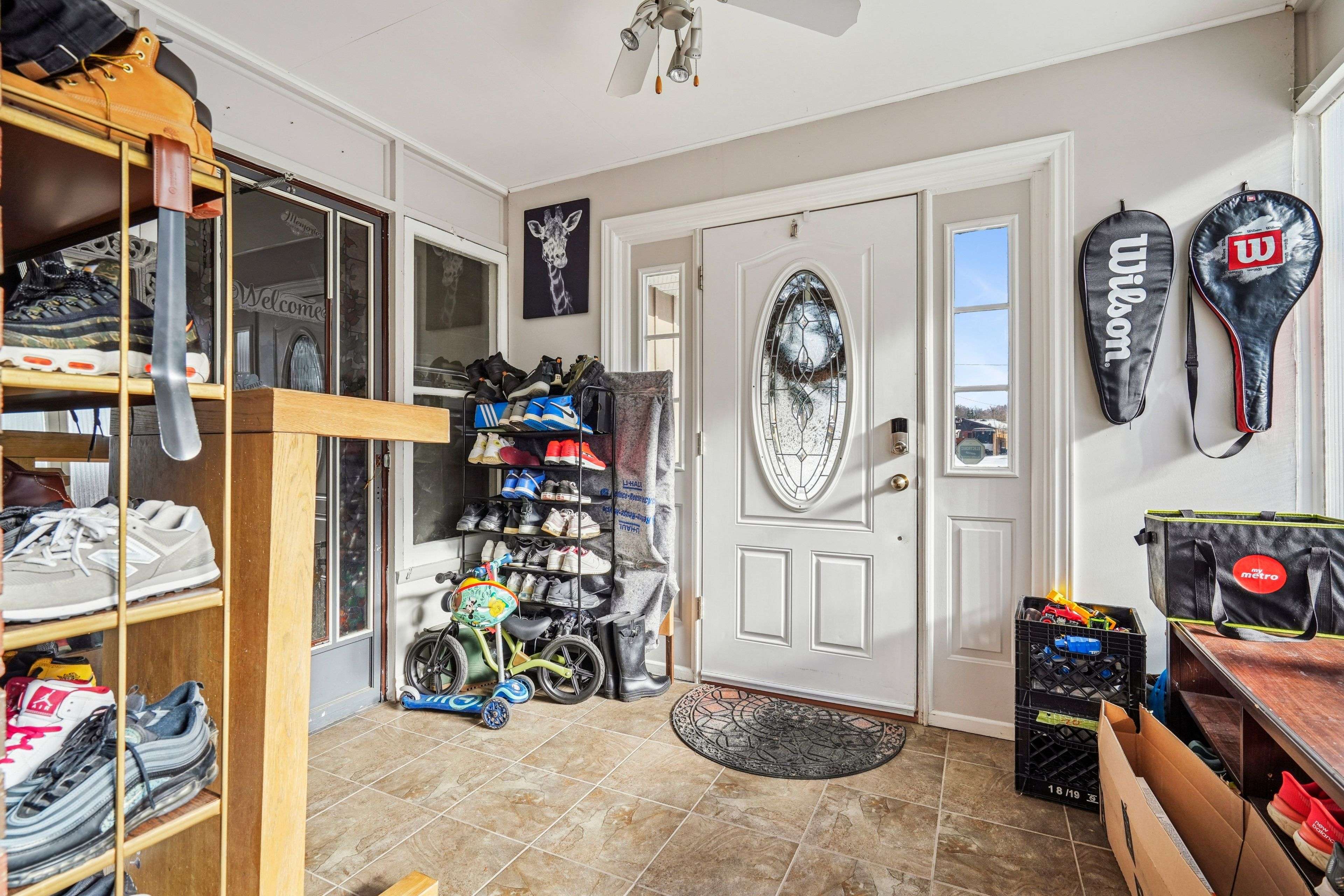 Niagara Falls, ON L2G 4S4,7792 Wilson CRES