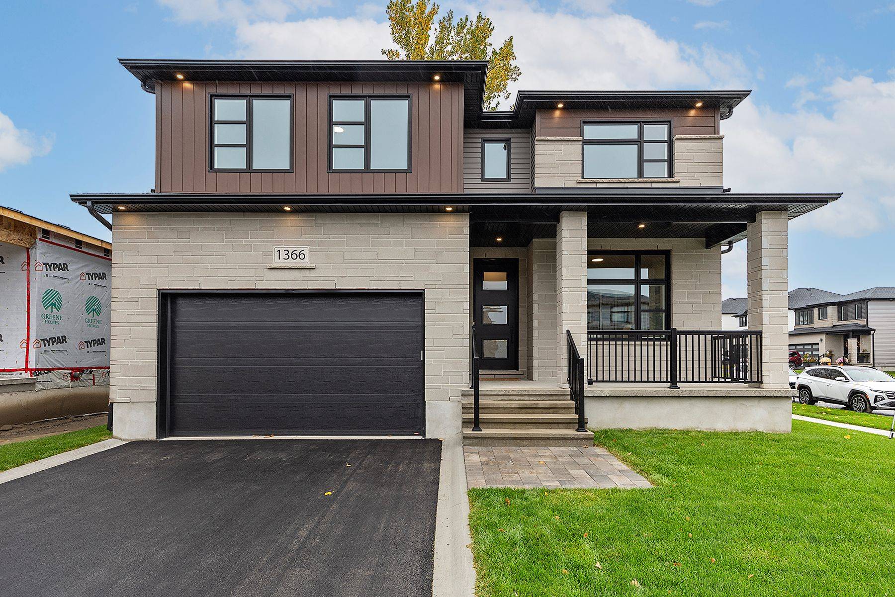 Kingston, ON K7P 0T3,1366 Woodfield CRES