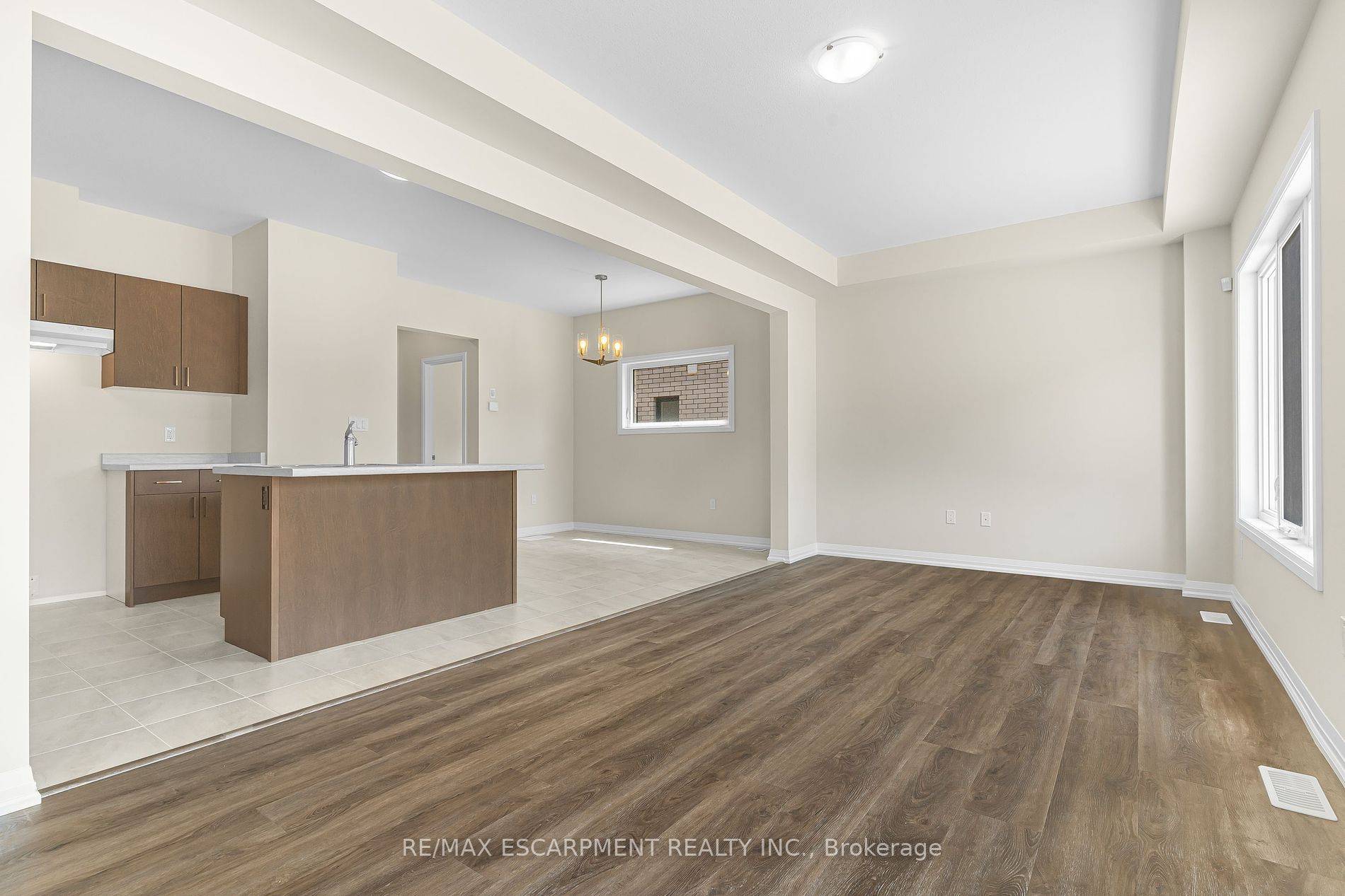 Pelham, ON L3B 5N5,178 Klager AVE