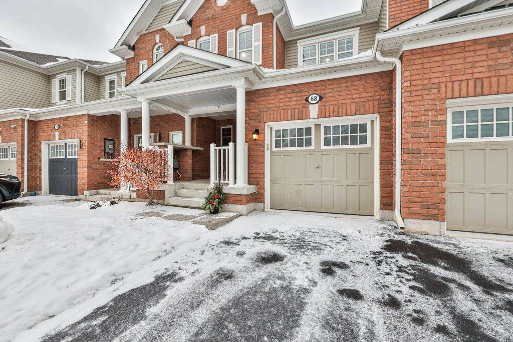 Hamilton, ON L8B 0V3,68 Lupo DR