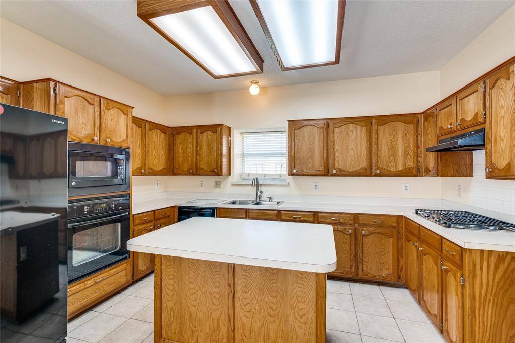 Rowlett, TX 75089,8305 Camden Court