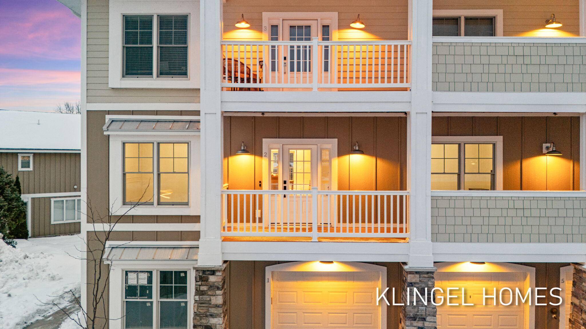 Spring Lake, MI 49456,930 W Savidge ST #2