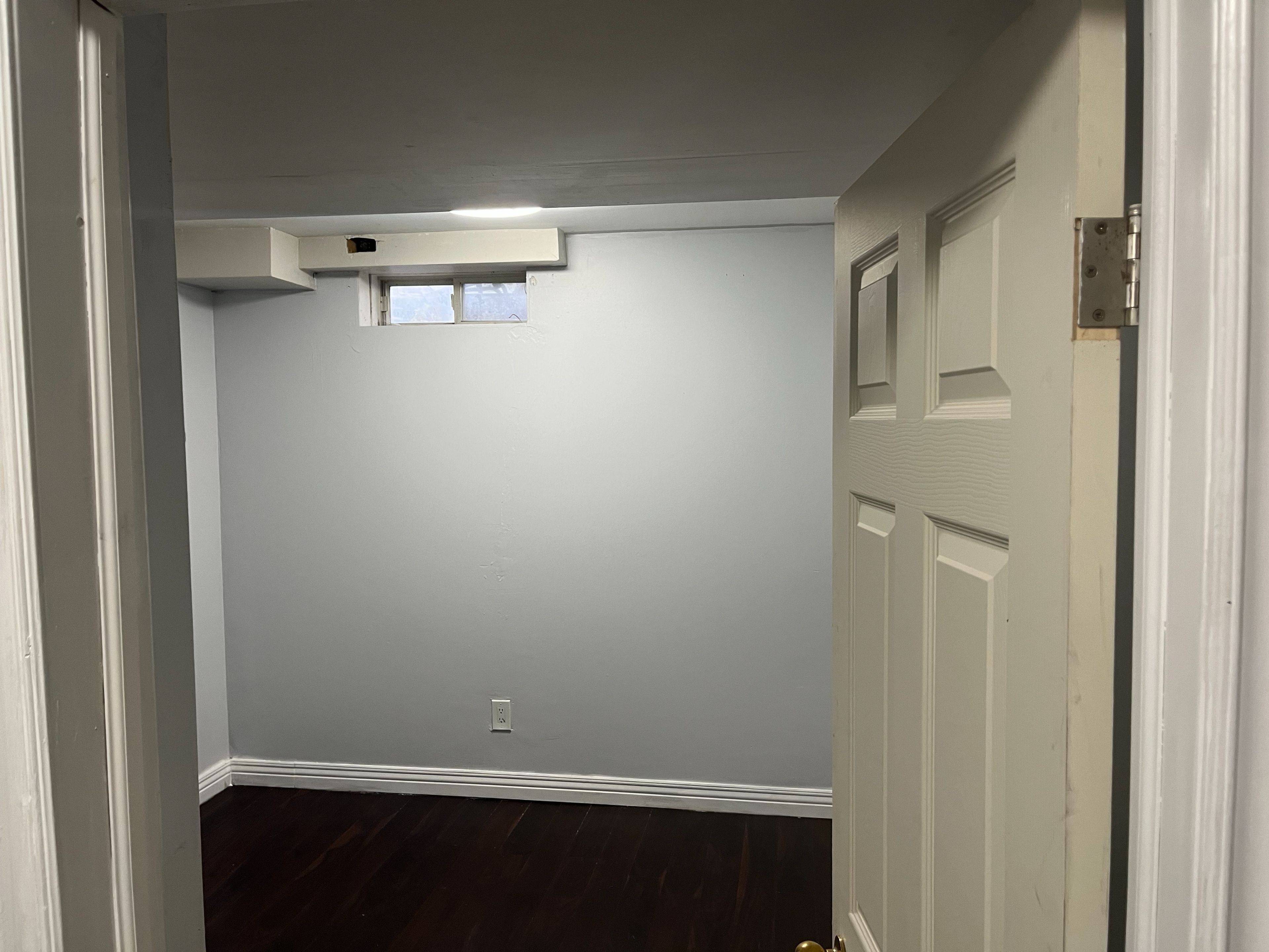 Toronto E10, ON M1C 5J7,197 Andona CRES #BSMT