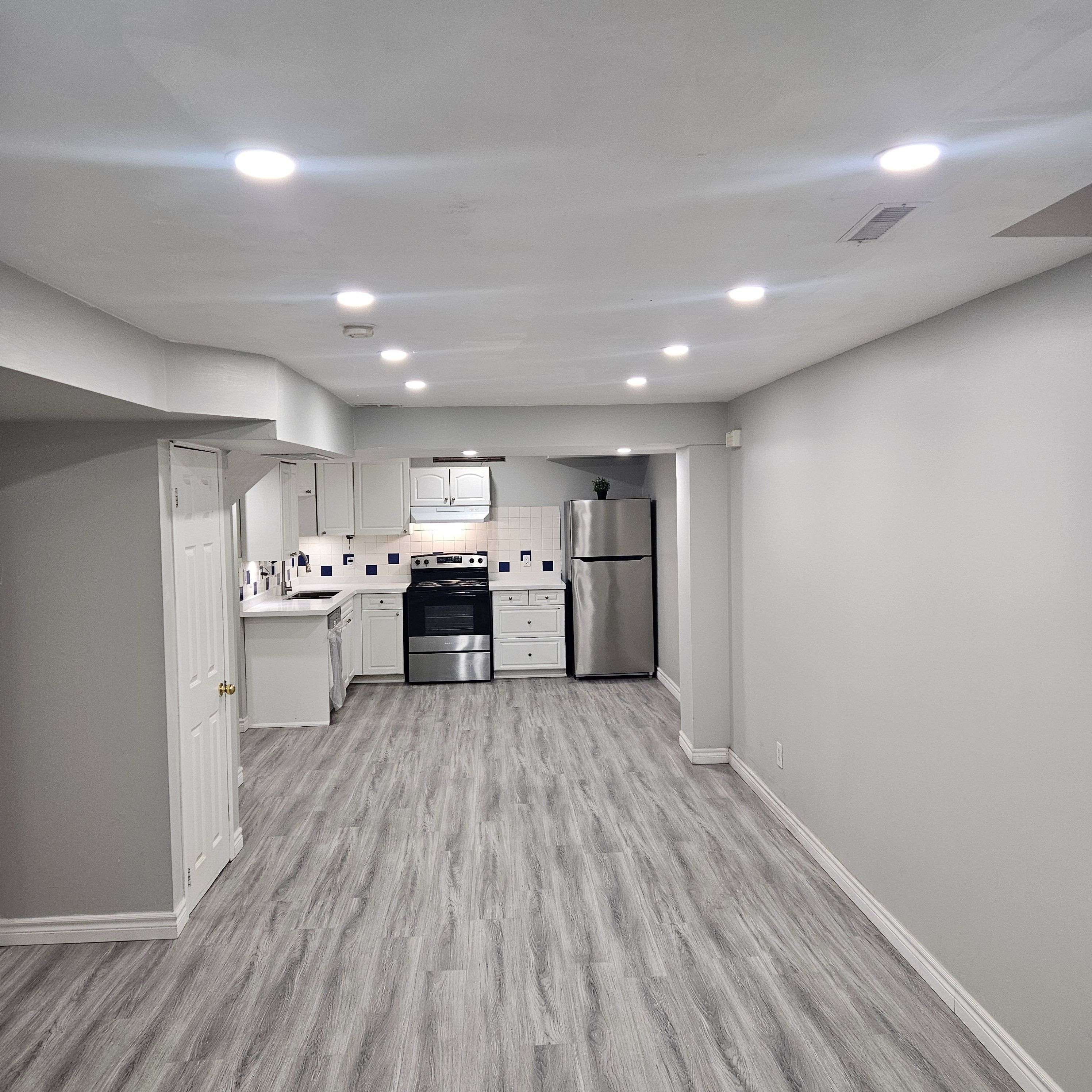 Pickering, ON L1V 6Z3,1796 Silver Maple DR #Lower