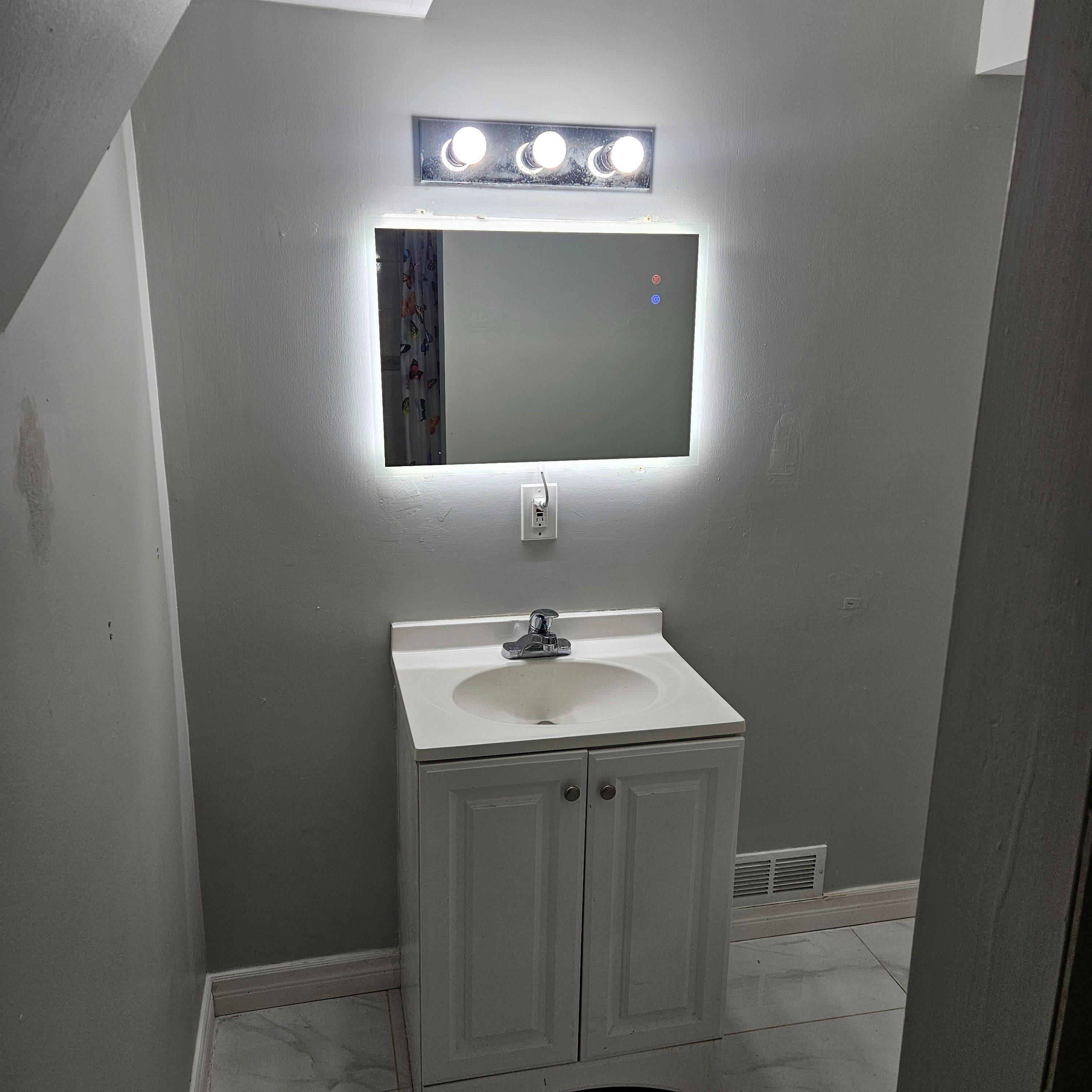 Pickering, ON L1V 6Z3,1796 Silver Maple DR #Lower