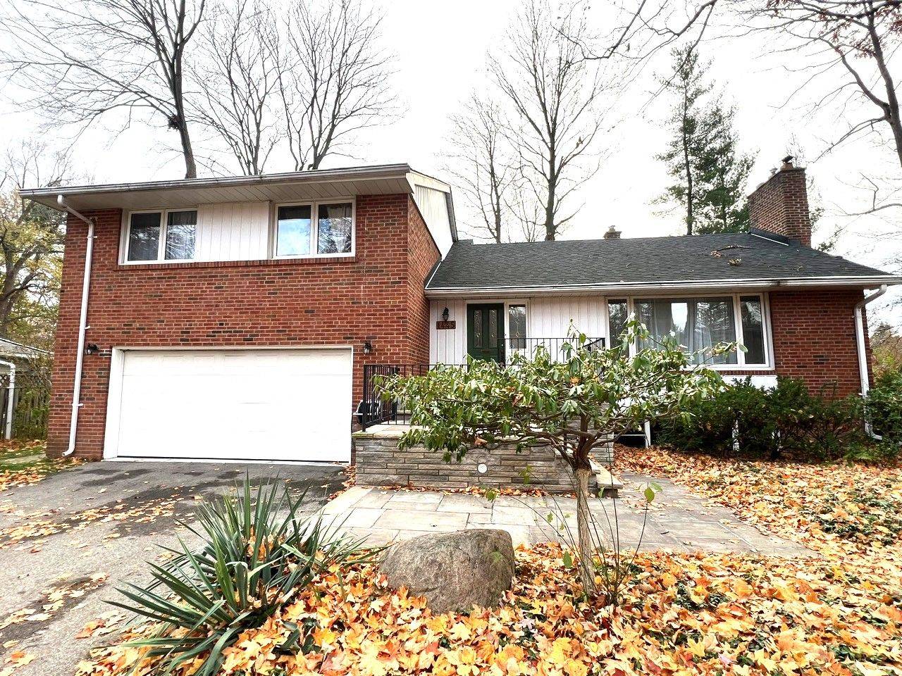 Mississauga, ON L5C 1J7,1445 Ryan PL