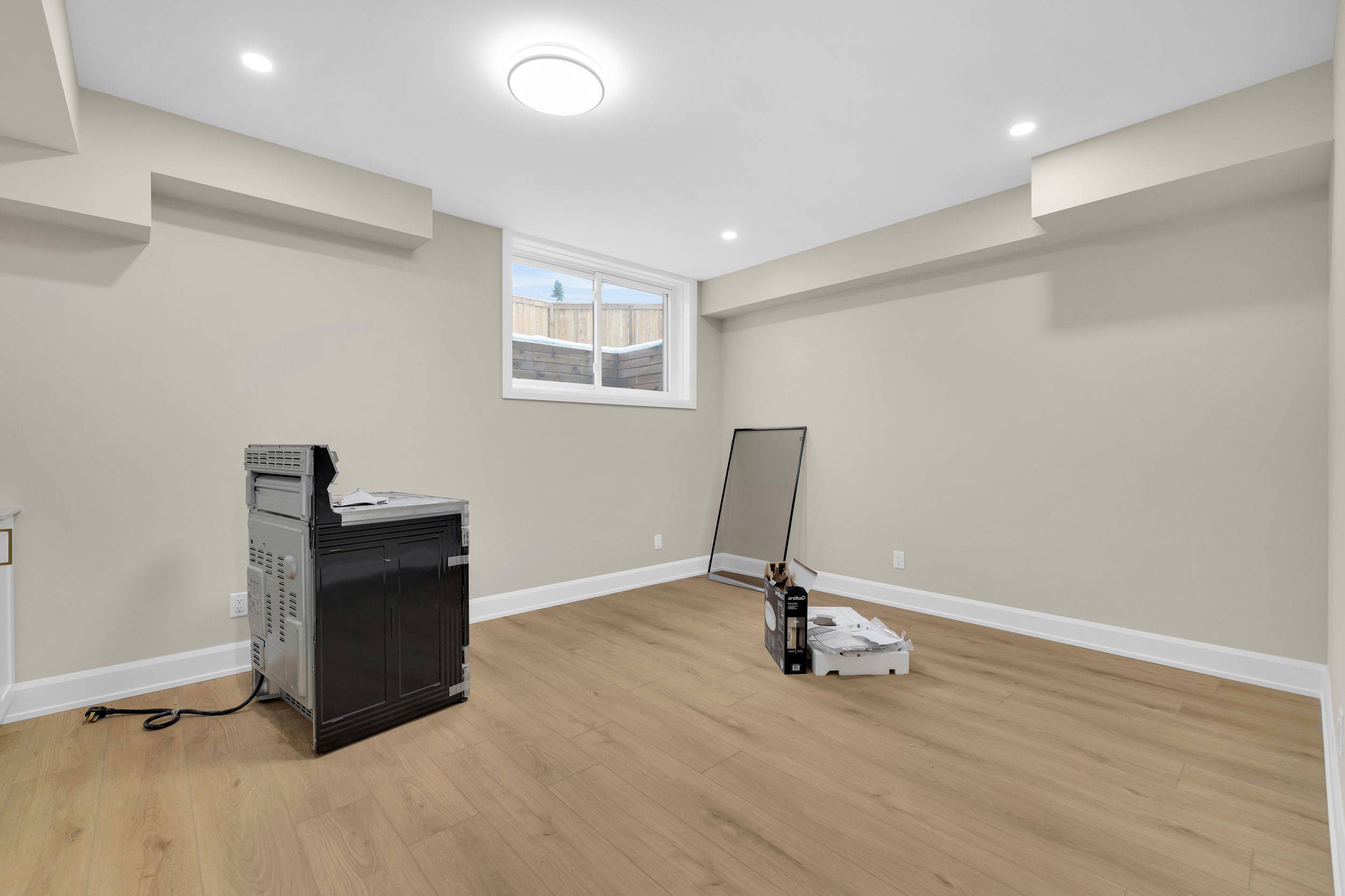 Westboro - Hampton Park, ON K1Z 5V6,505 Dawson - B AVE