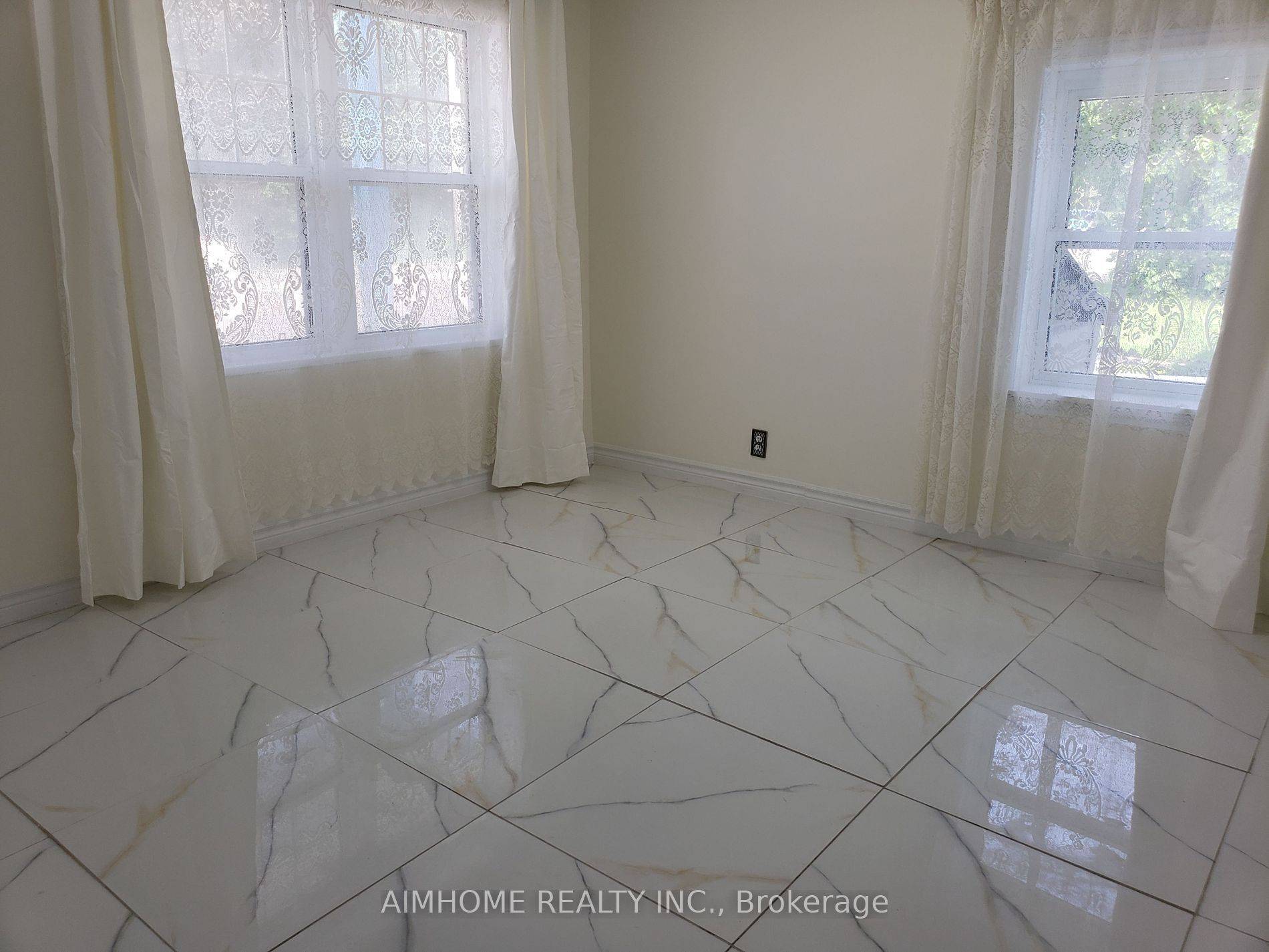 Chatsworth, ON N0H 1C0,776211 Highway 10 RD E #Unit 1