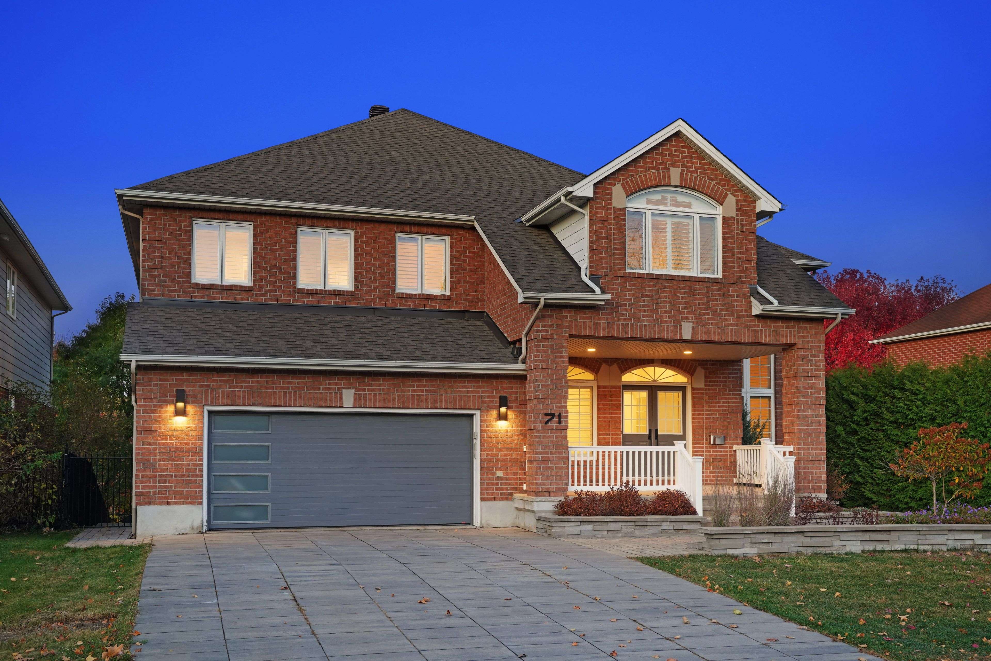 Kanata, ON K2K 3N2,71 Manning CT