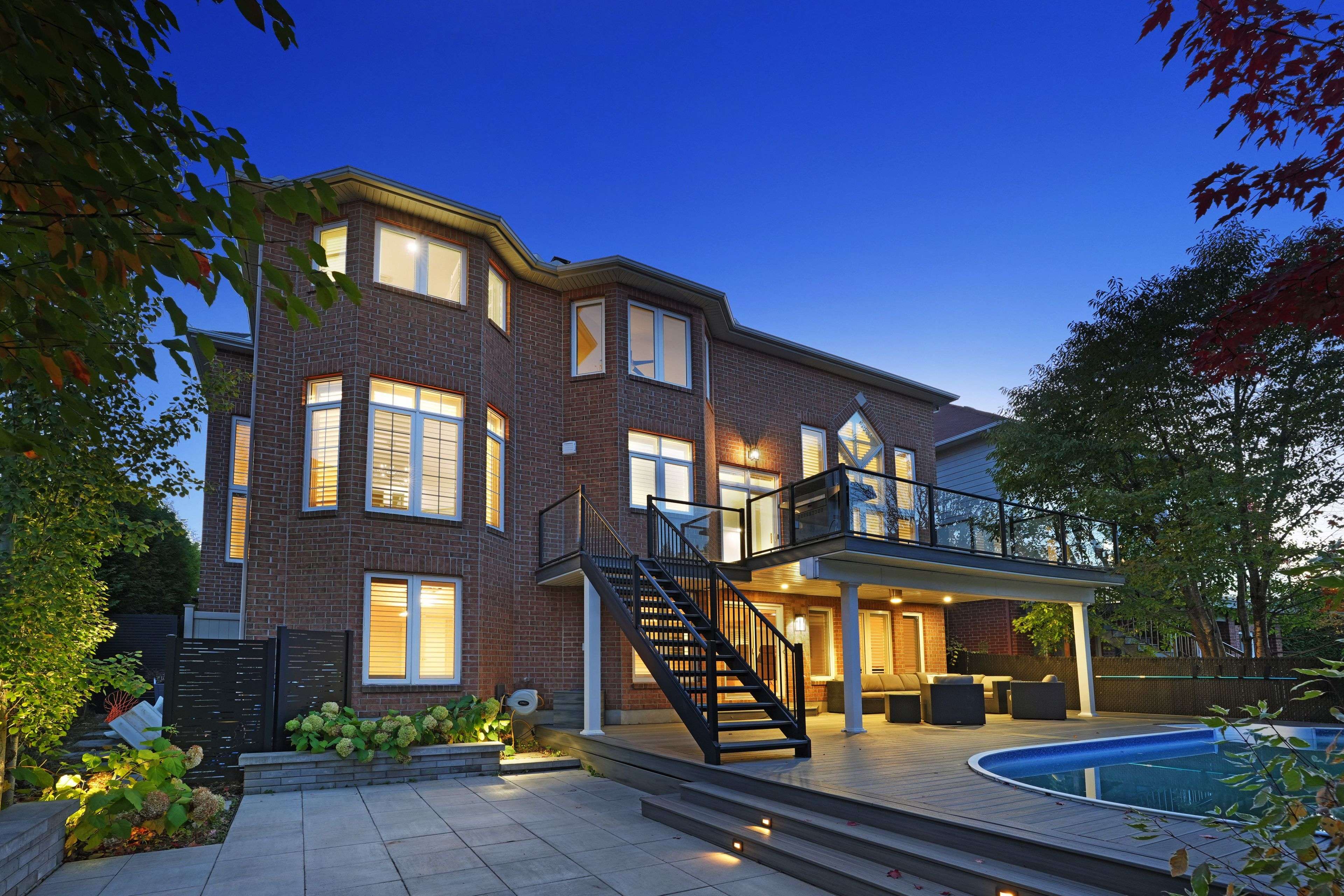 Kanata, ON K2K 3N2,71 Manning CT