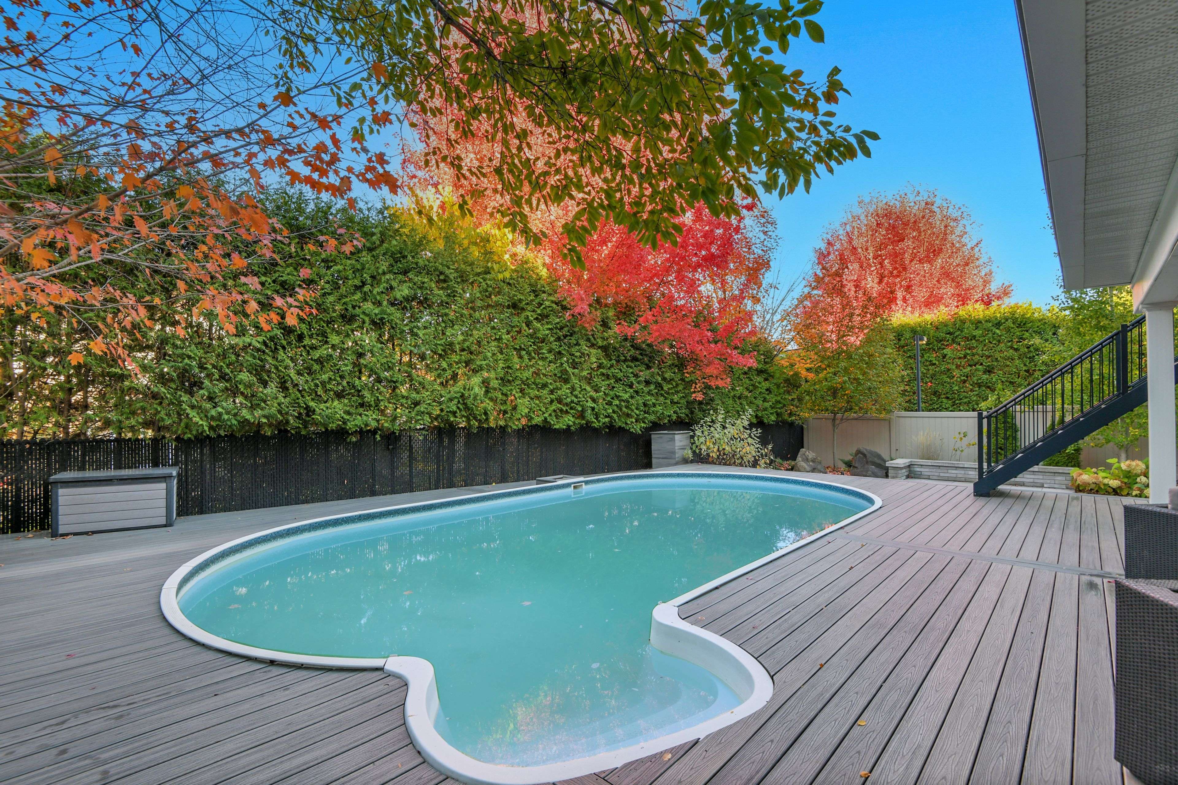 Kanata, ON K2K 3N2,71 Manning CT