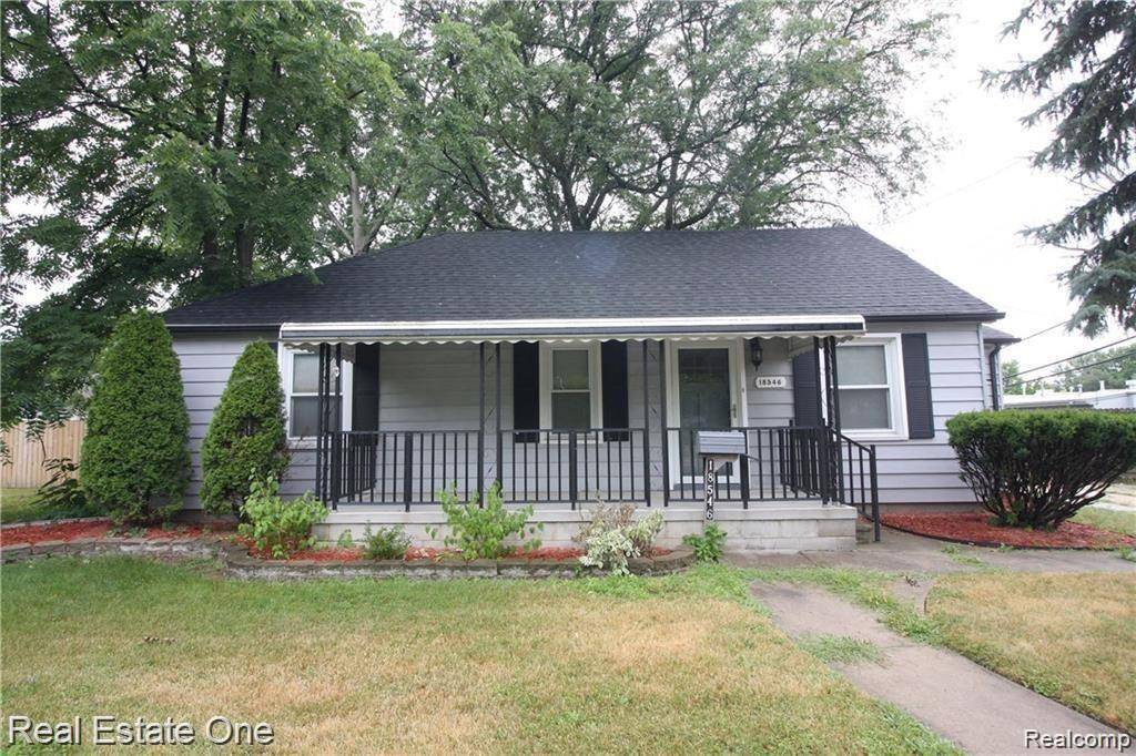 Harper Woods, MI 48225,18546 Eastwood DR