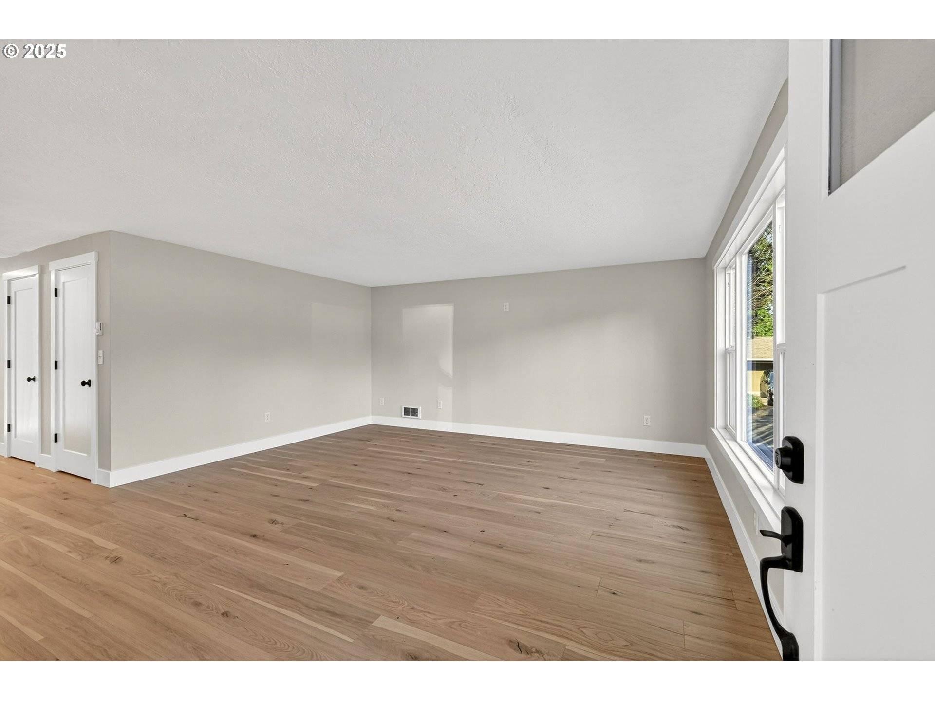 Sandy, OR 97055,17745 DAVIS DR