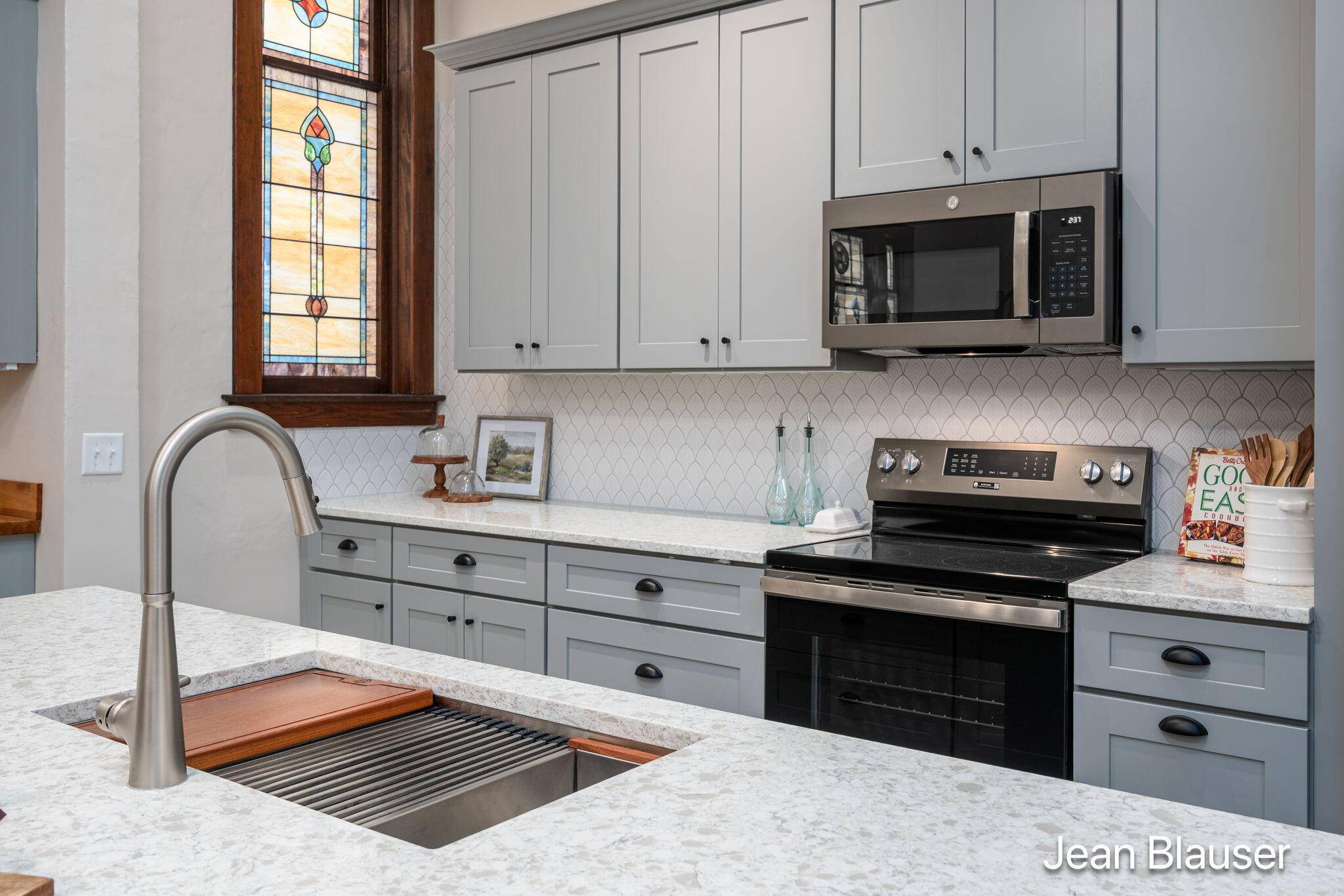 Stanwood, MI 49346,10 1st ST