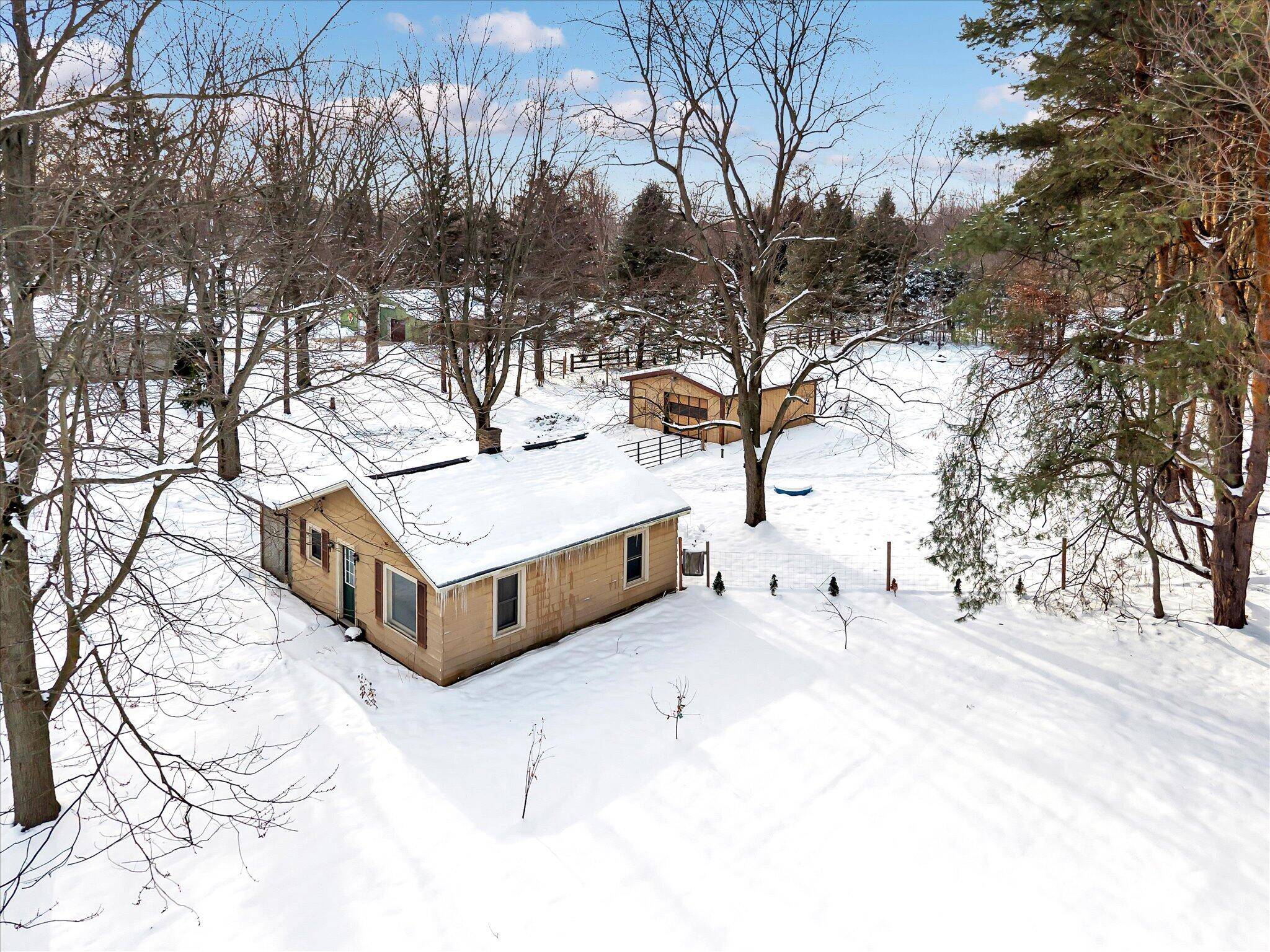 Holland, MI 49424,7899 120th AVE