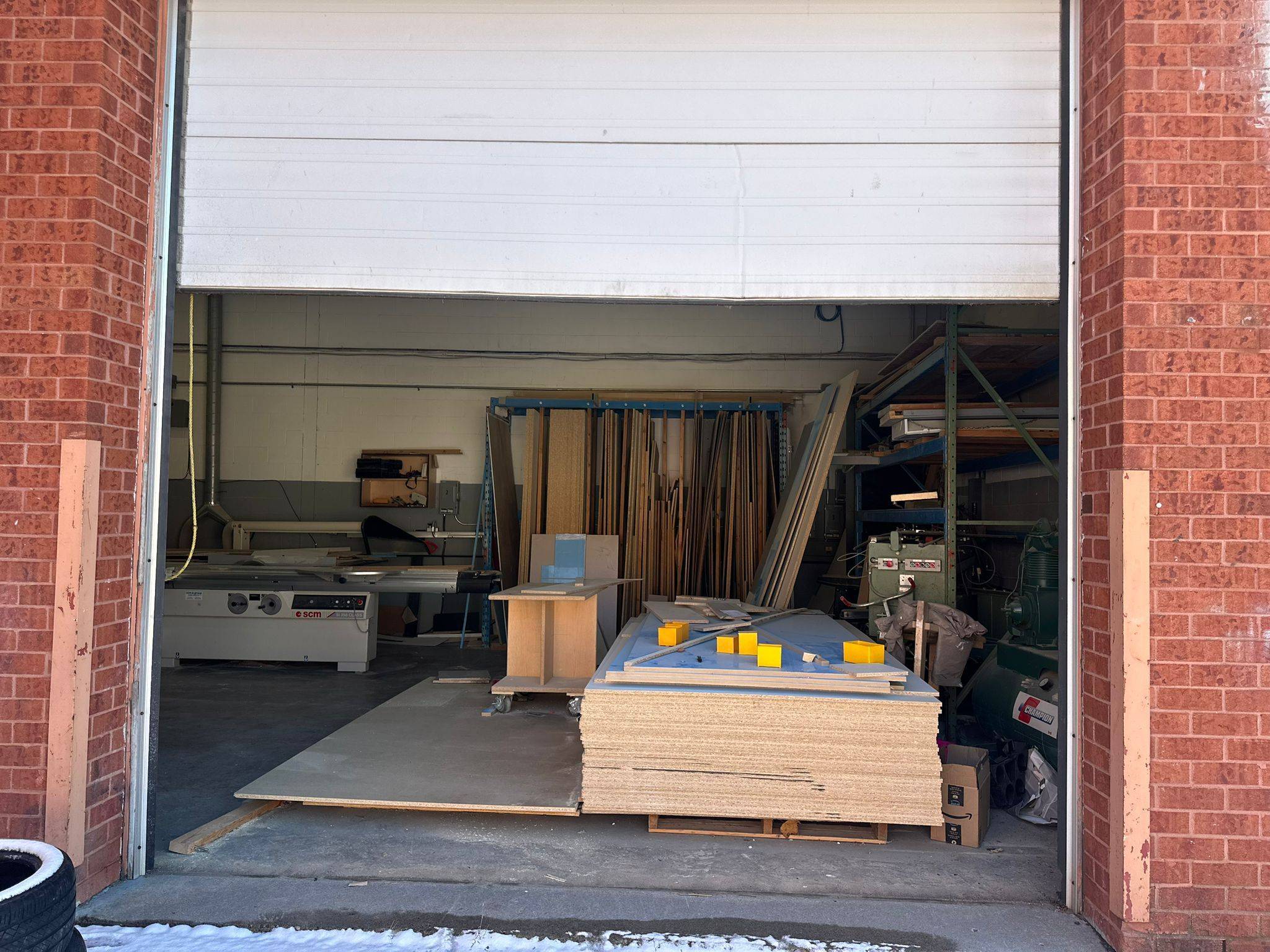 Toronto E11, ON M1B 5R3,20 Venture DR #12