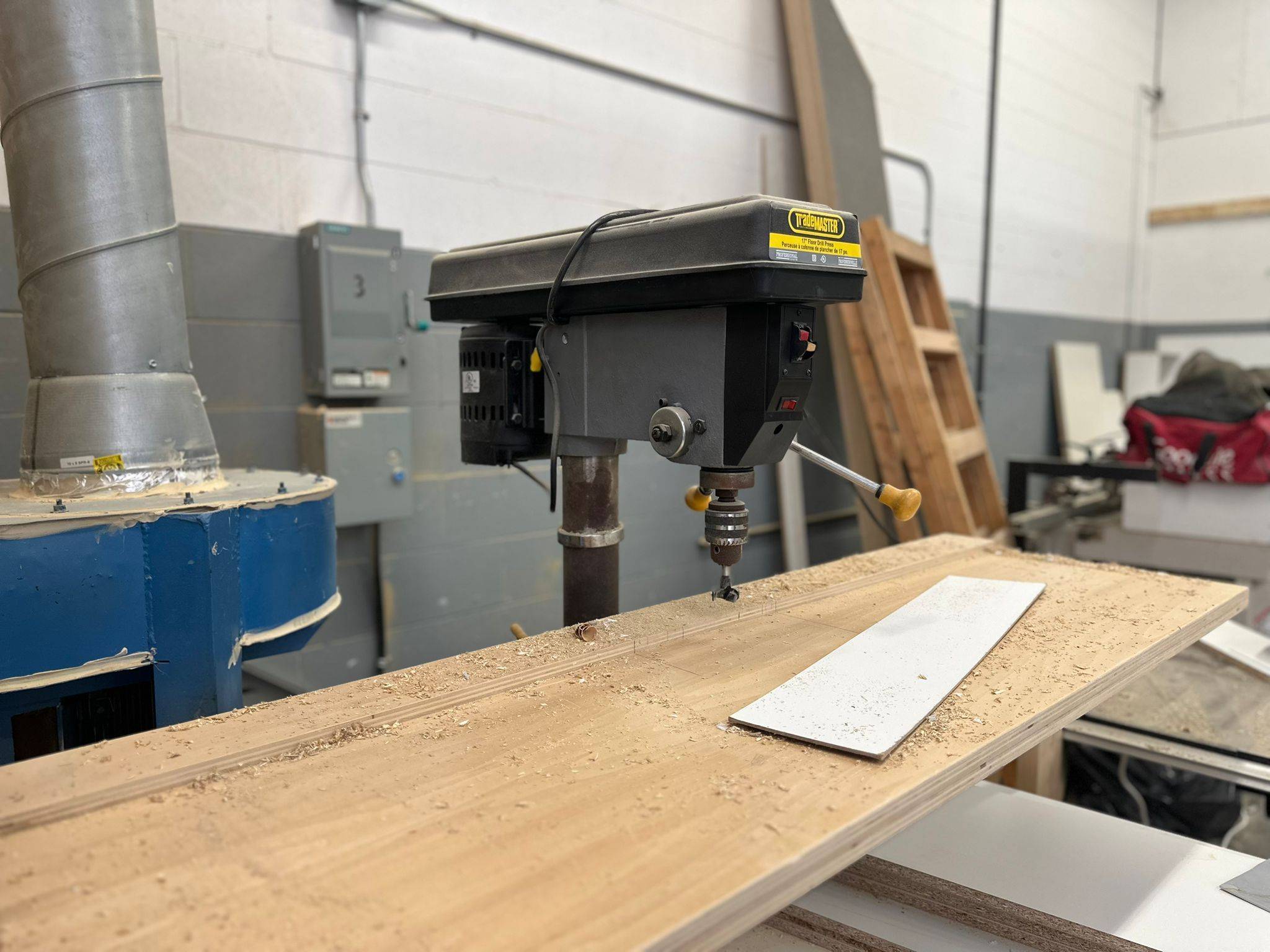 Toronto E11, ON M1B 5R3,20 Venture DR #12