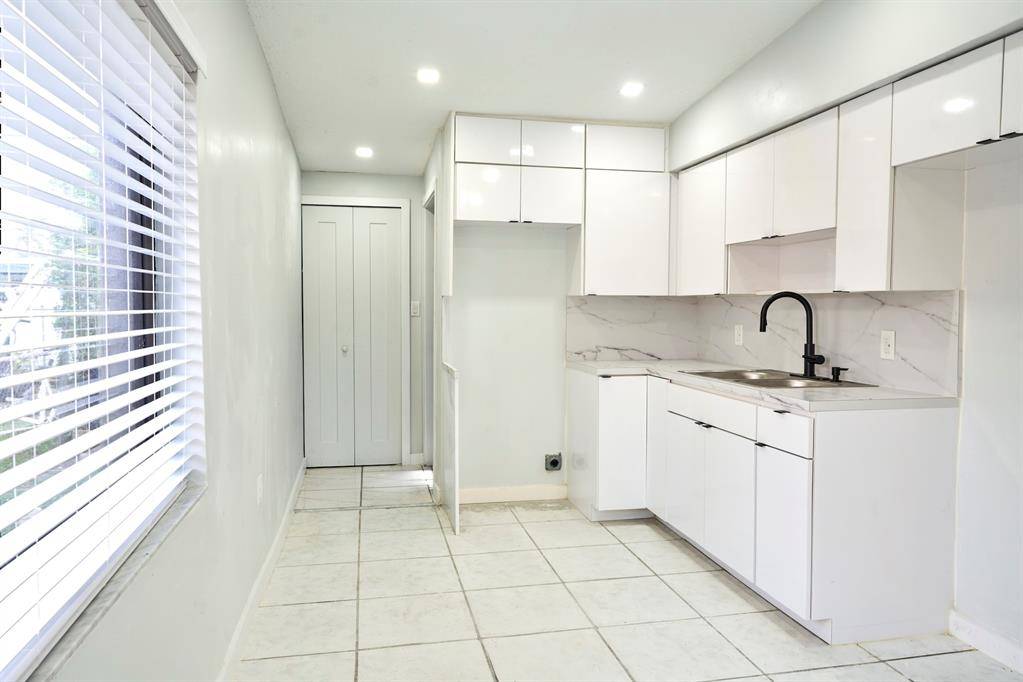 Opa-locka, FL 33054,14135 NW 22nd Pl