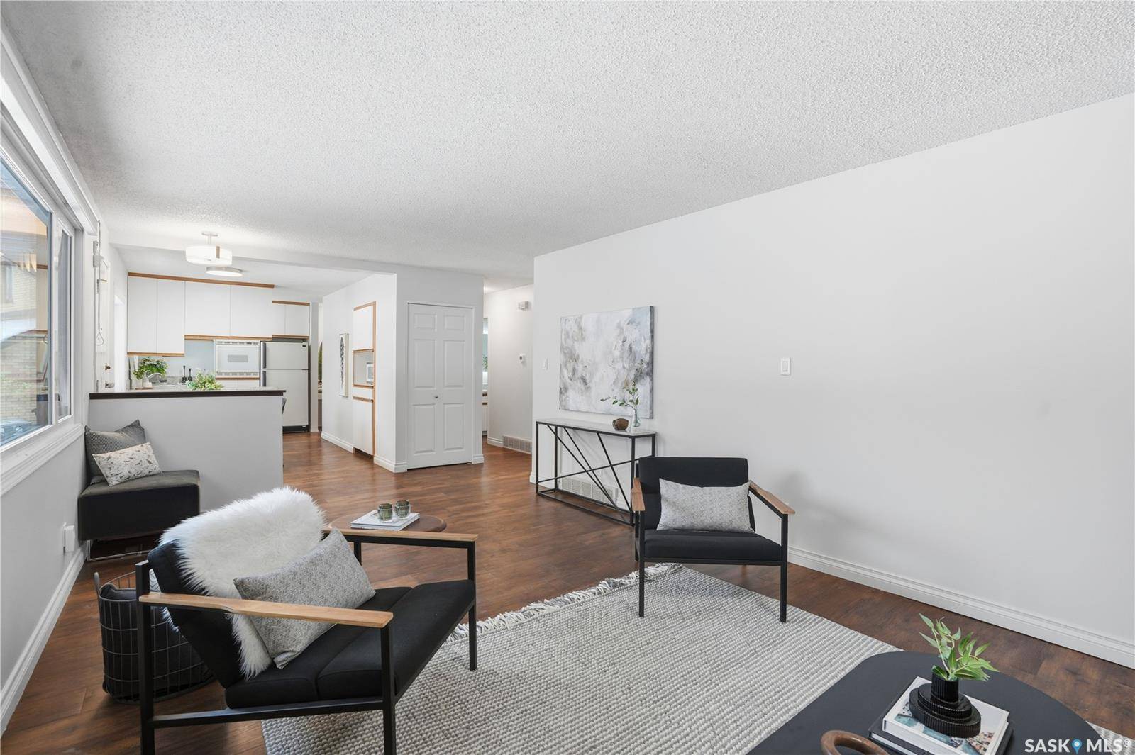 Saskatoon, SK S7M 3V3,1634 Bader CRESCENT