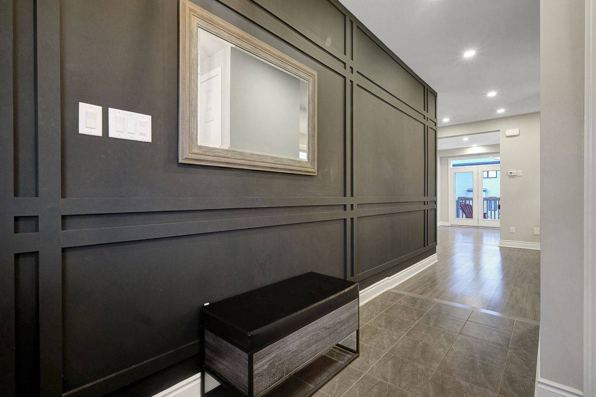 Stittsville - Munster - Richmond, ON K2S 0X8,547 Parade DR