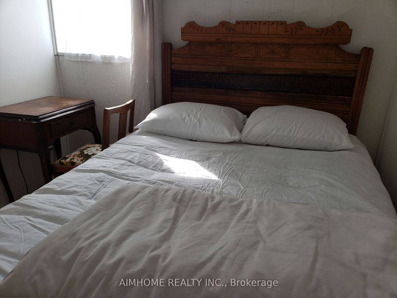 Chatsworth, ON N0H 1C0,776211 Highway 10 RD E #Unit 2