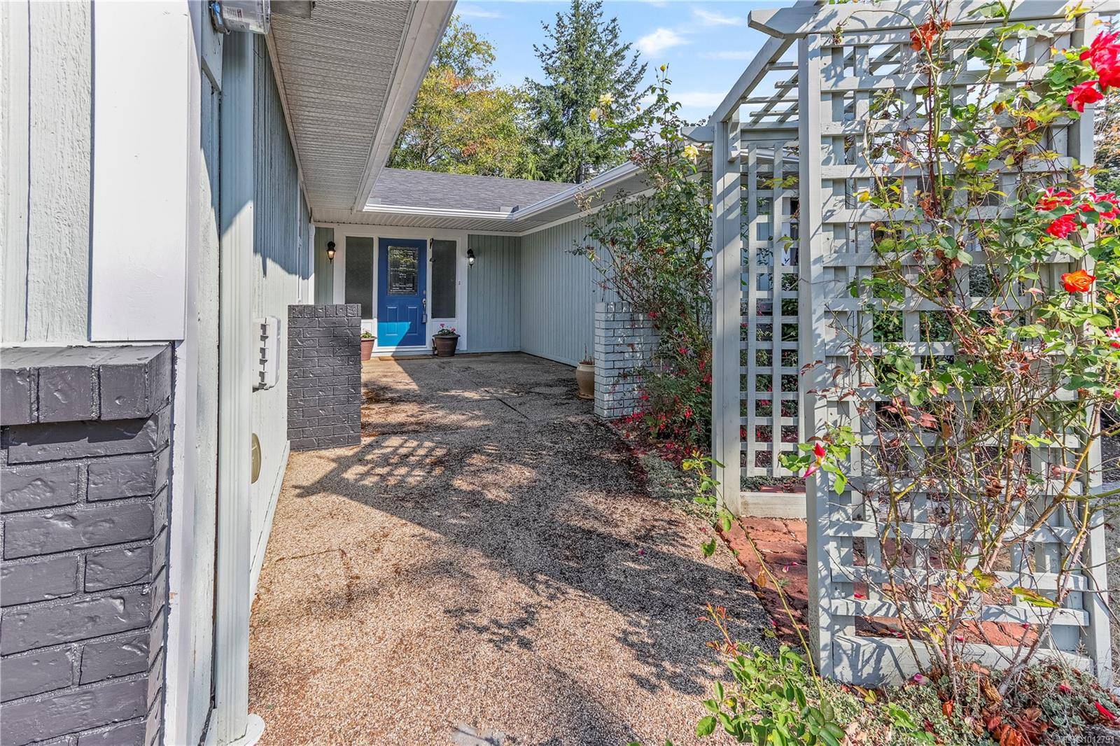 French Creek, BC V9P 1Y5,1521 Marine Cir