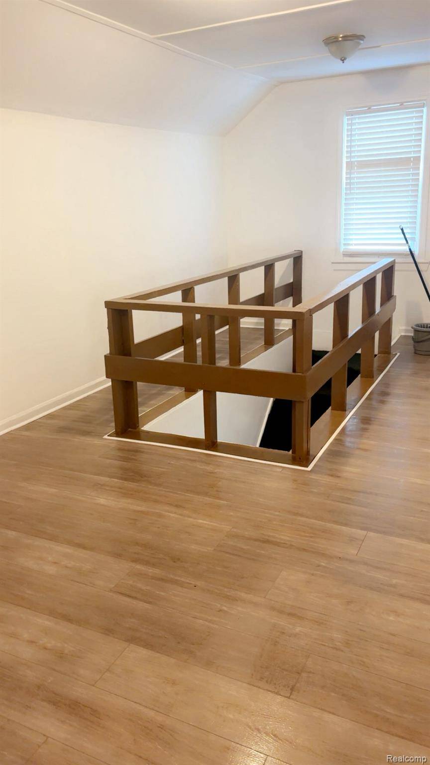 Detroit, MI 48228,6387 AUBURN ST