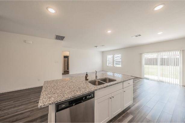 Edgecliff Village, TX 76134,8 Winship Drive